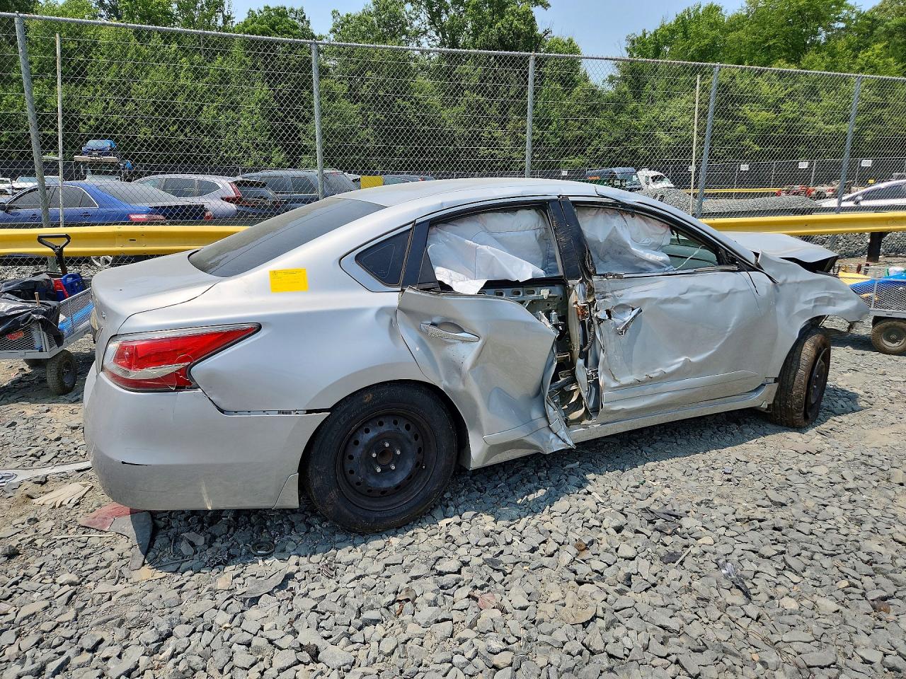 2014 Nissan Altima 2.5 S Серебряный vin: 1N4AL3AP1EC414246