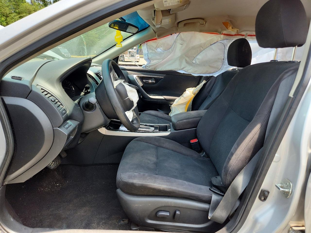 2014 Nissan Altima 2.5 S Серебряный vin: 1N4AL3AP1EC414246