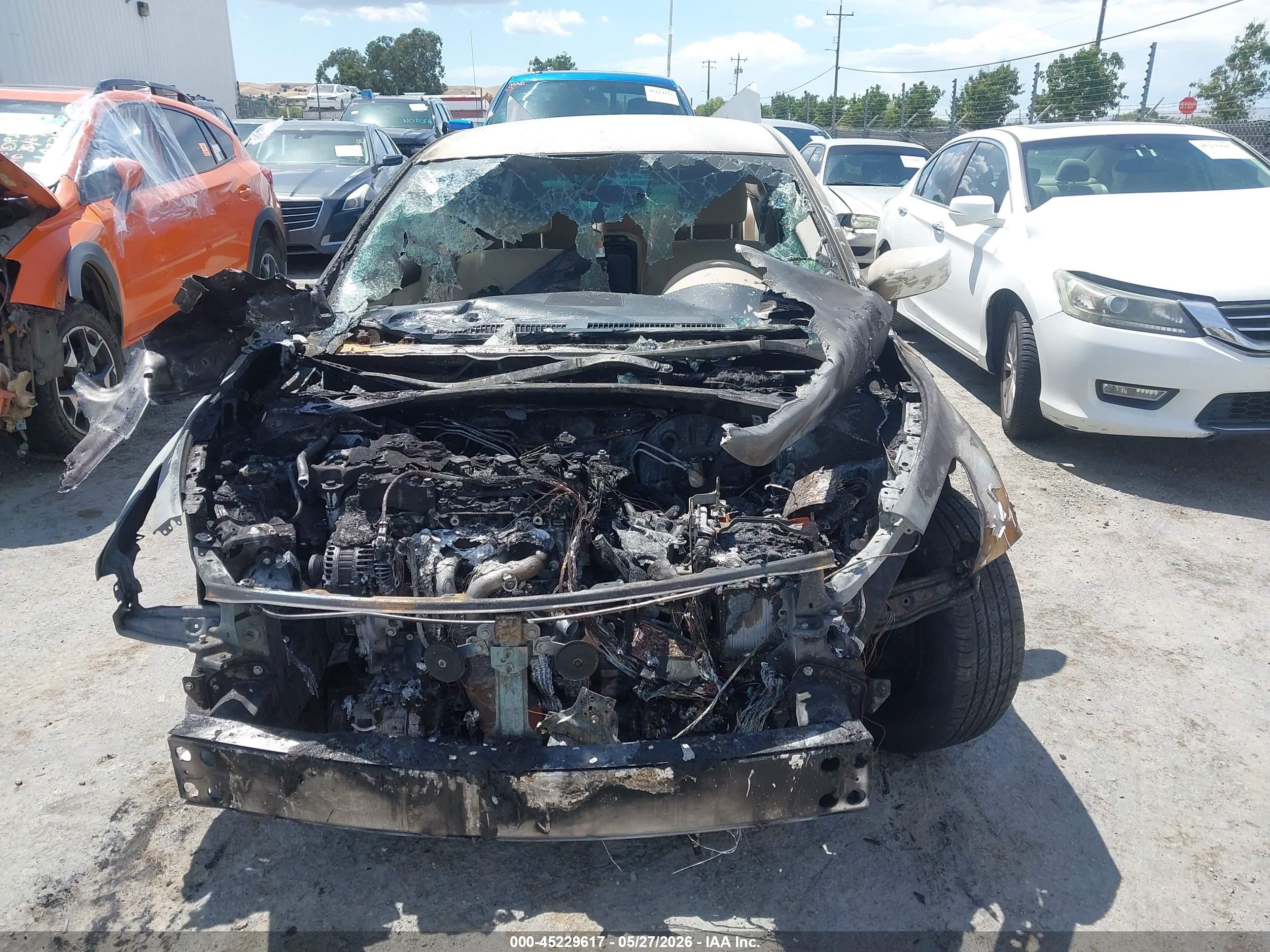 2014 Nissan Altima 2.5 S White vin: 1N4AL3AP1EC416885