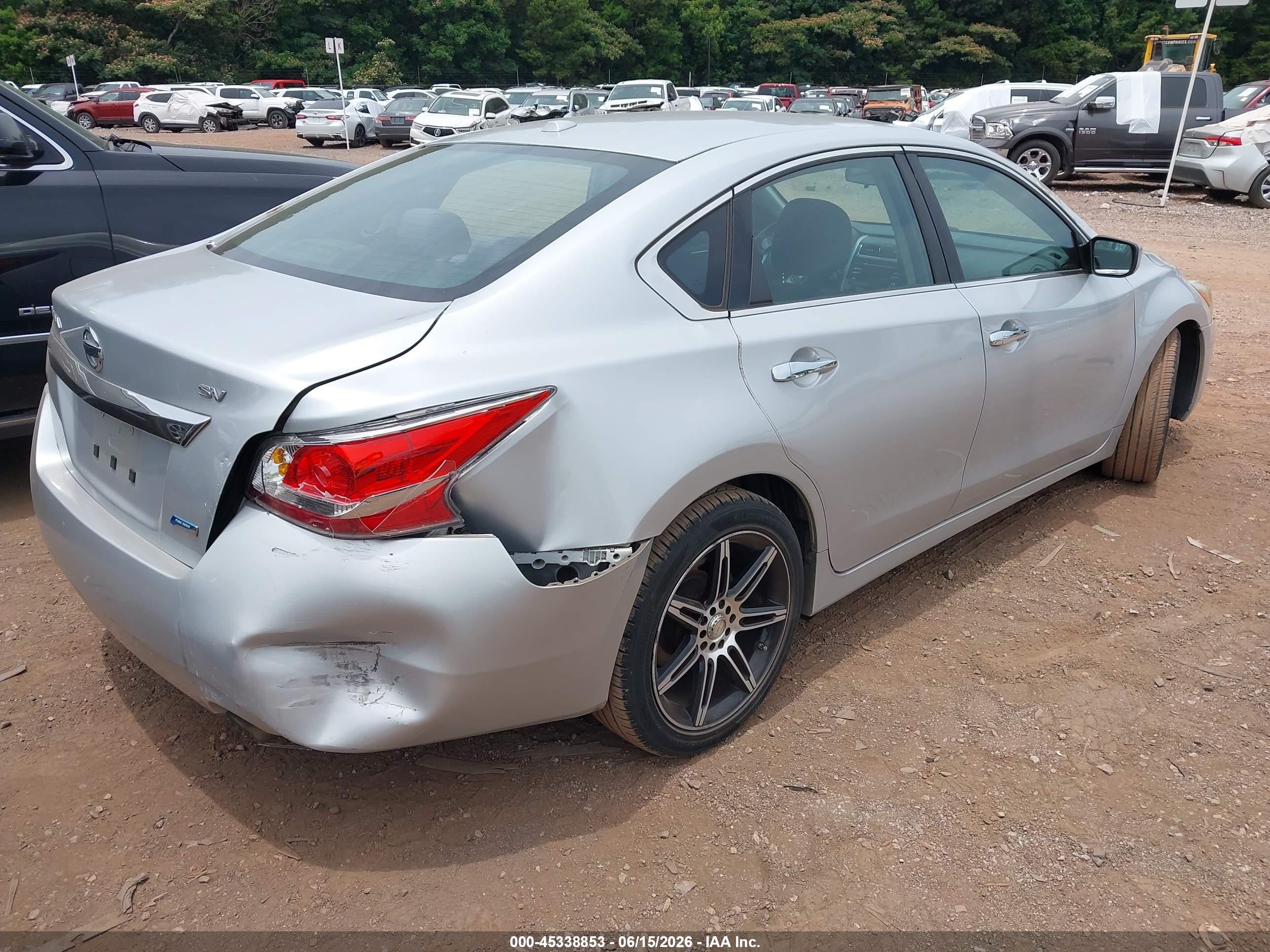2014 Nissan Altima 2.5 Sv Silver vin: 1N4AL3AP1EC424906