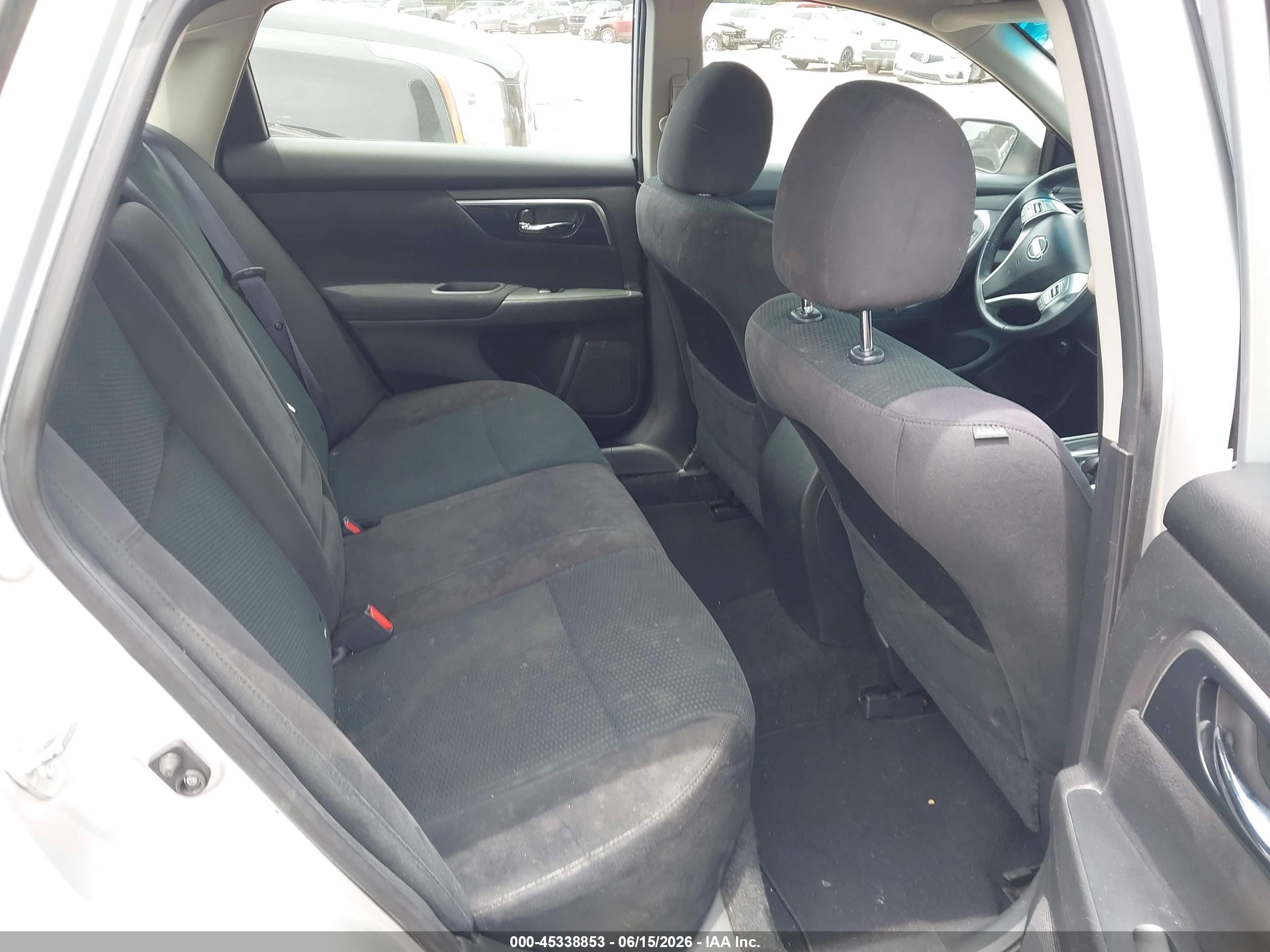 2014 Nissan Altima 2.5 Sv Silver vin: 1N4AL3AP1EC424906
