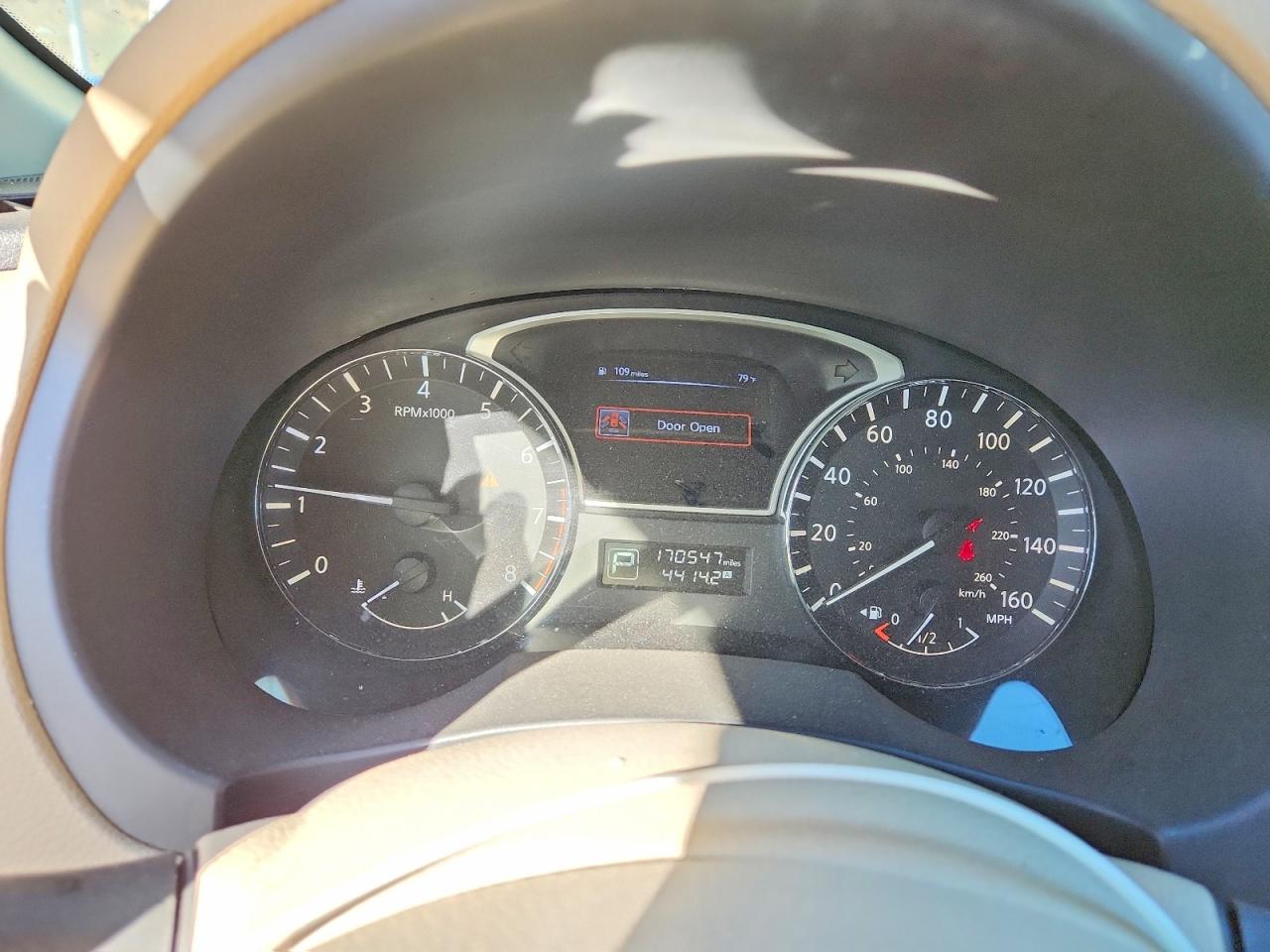 2014 Nissan Altima 2.5 S White vin: 1N4AL3AP1EC425540