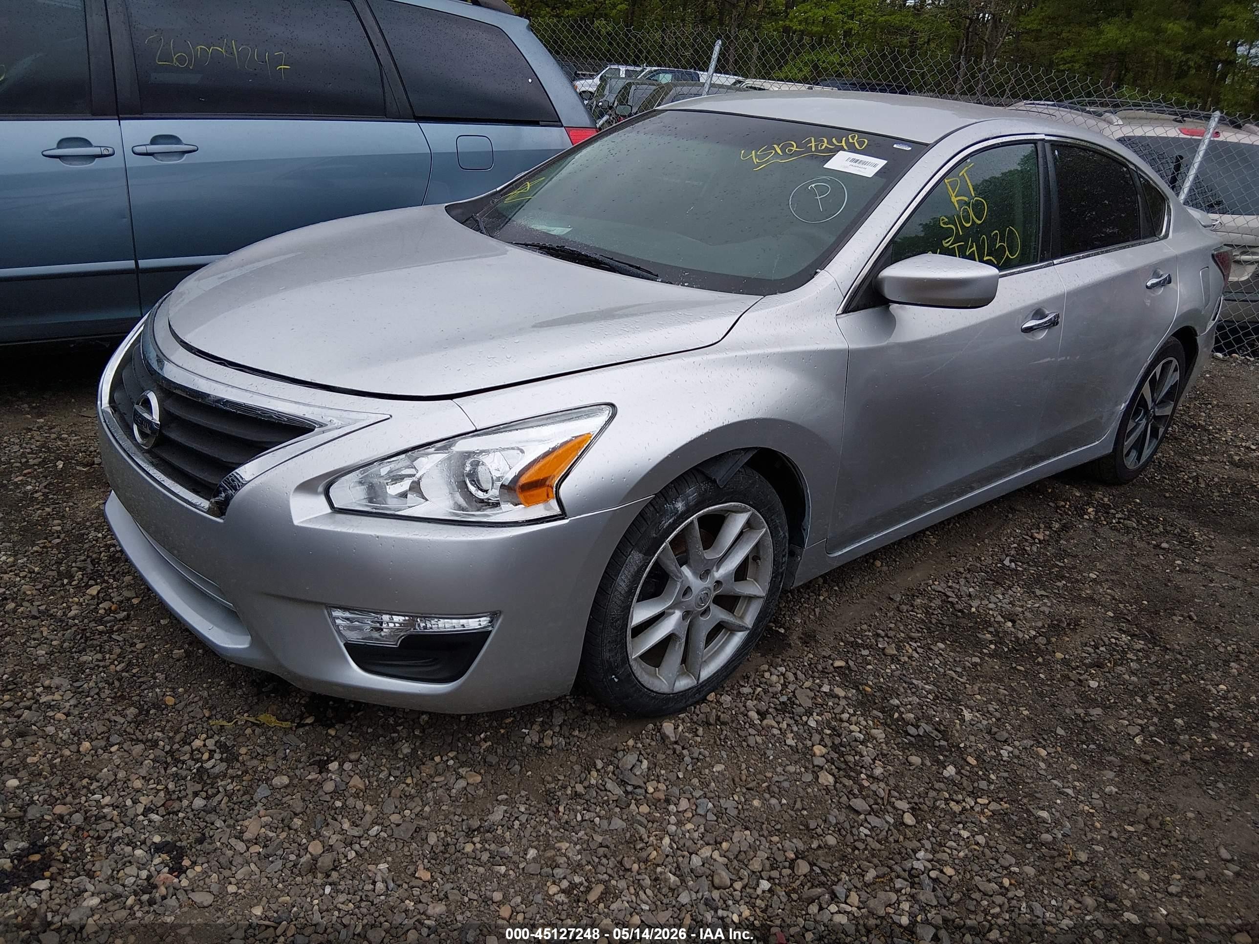 2014 Nissan Altima 2.5 S Silver vin: 1N4AL3AP1EC429734