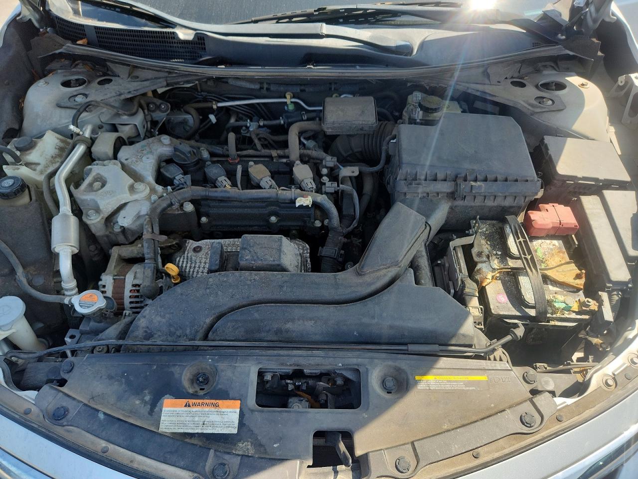 2014 Nissan Altima 2.5 Silver vin: 1N4AL3AP1EC903388