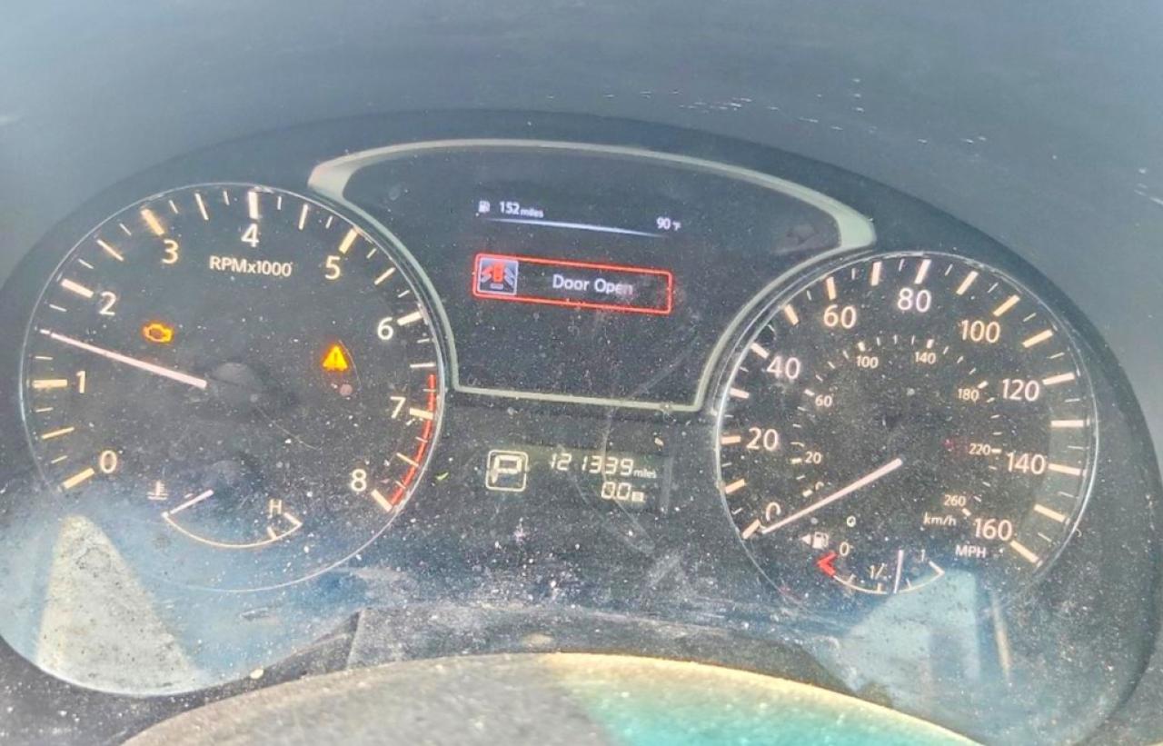 2014 Nissan Altima 2.5 Silver vin: 1N4AL3AP1EC903388