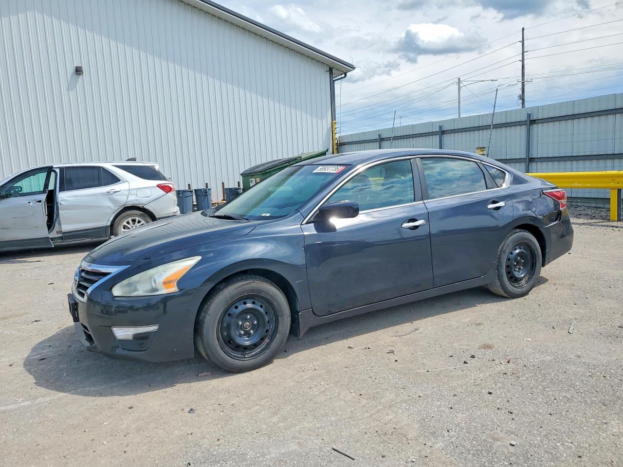 2014 Nissan Altima 2.5 Charcoal vin: 1N4AL3AP1EN212155