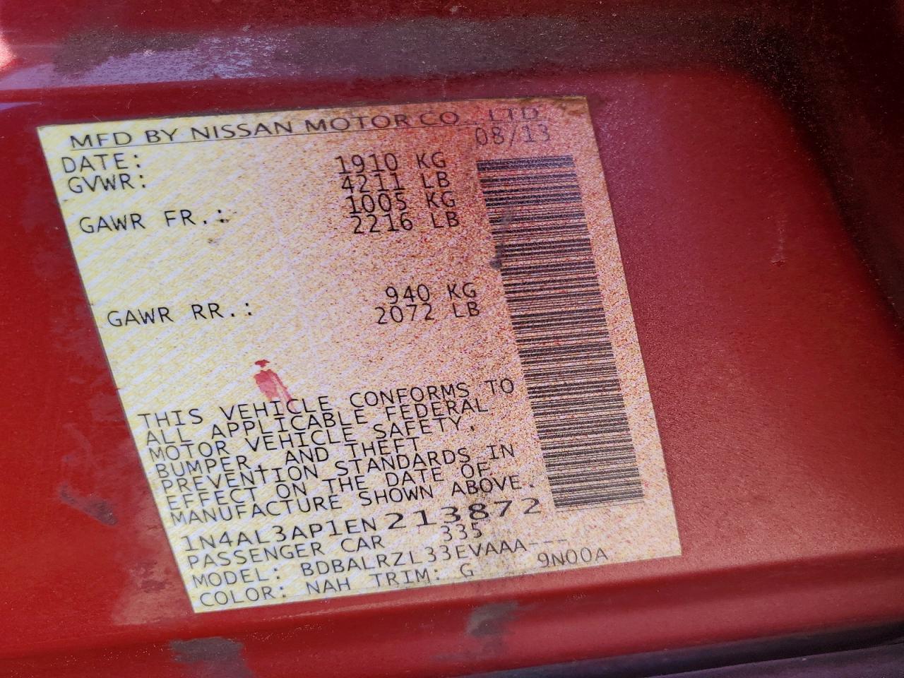 2014 Nissan Altima 2.5 Red vin: 1N4AL3AP1EN213872