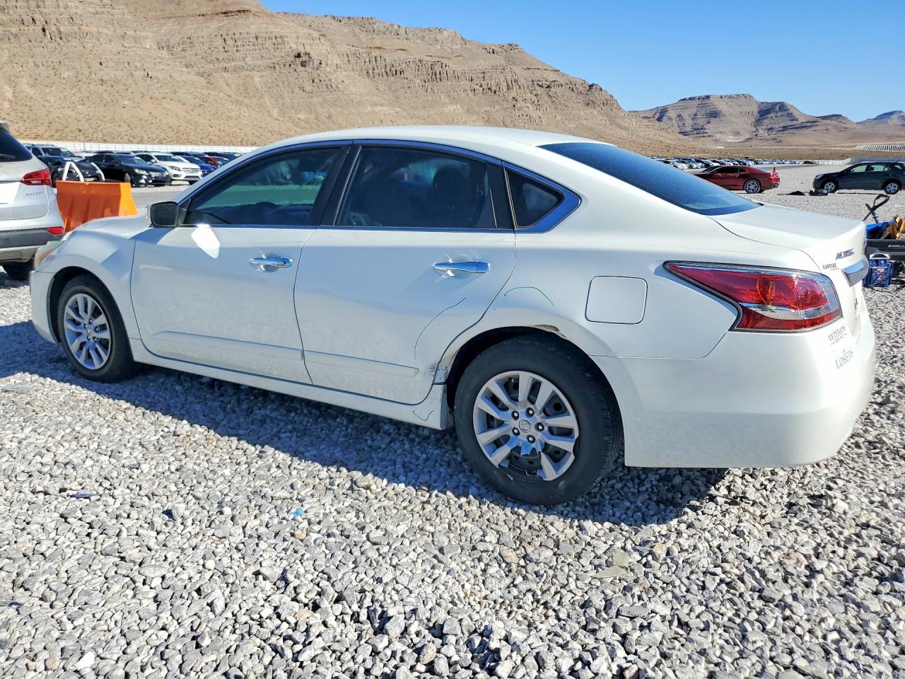 2014 Nissan Altima Белый vin: 1N4AL3AP1EN226413