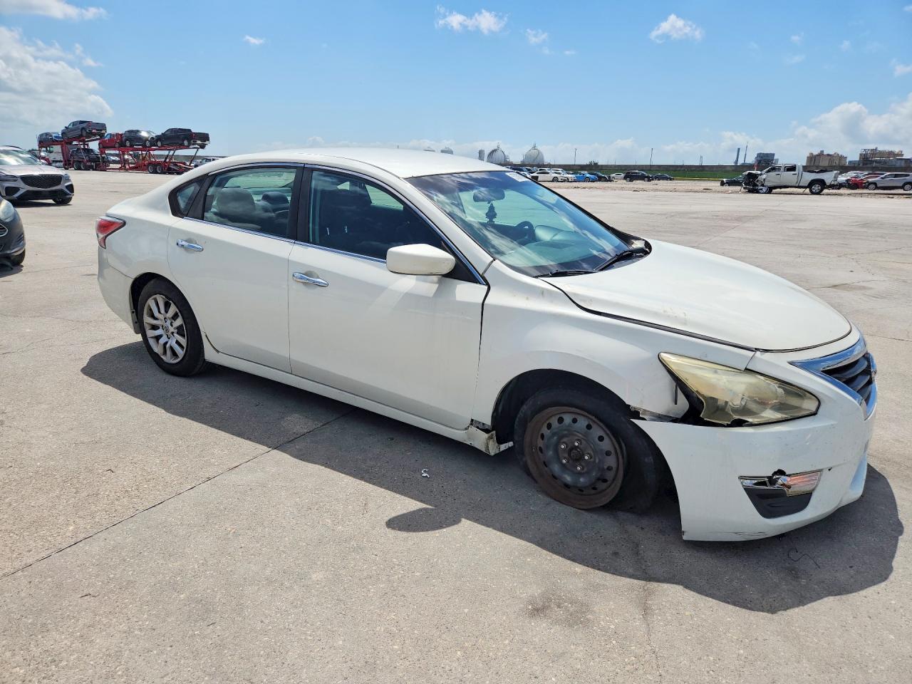 2014 Nissan Altima 2.5 S Белый vin: 1N4AL3AP1EN234124