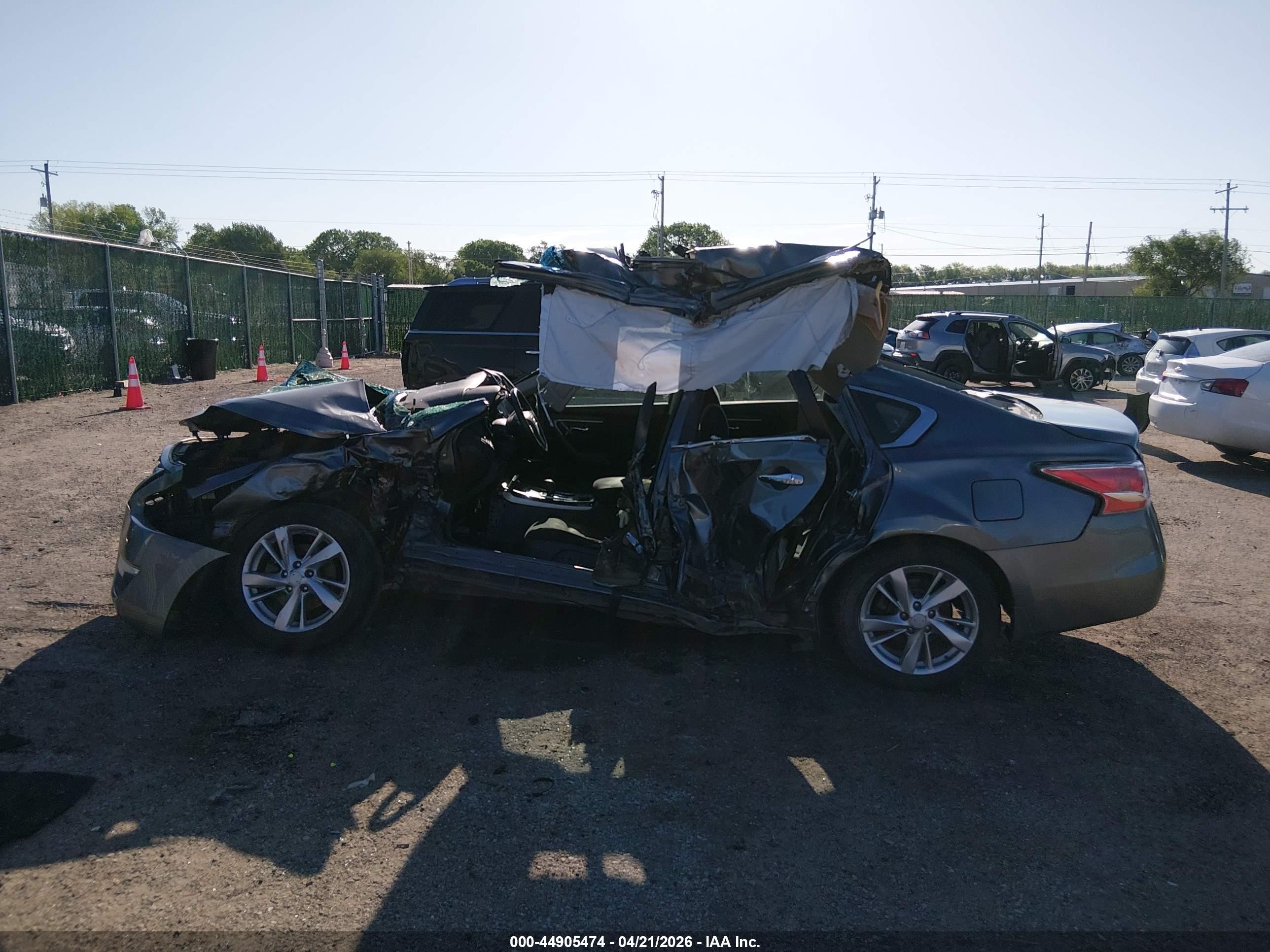2014 Nissan Altima 2.5/2.5 S/2.5 Sl/2.5 Sv Silver vin: 1N4AL3AP1EN238352