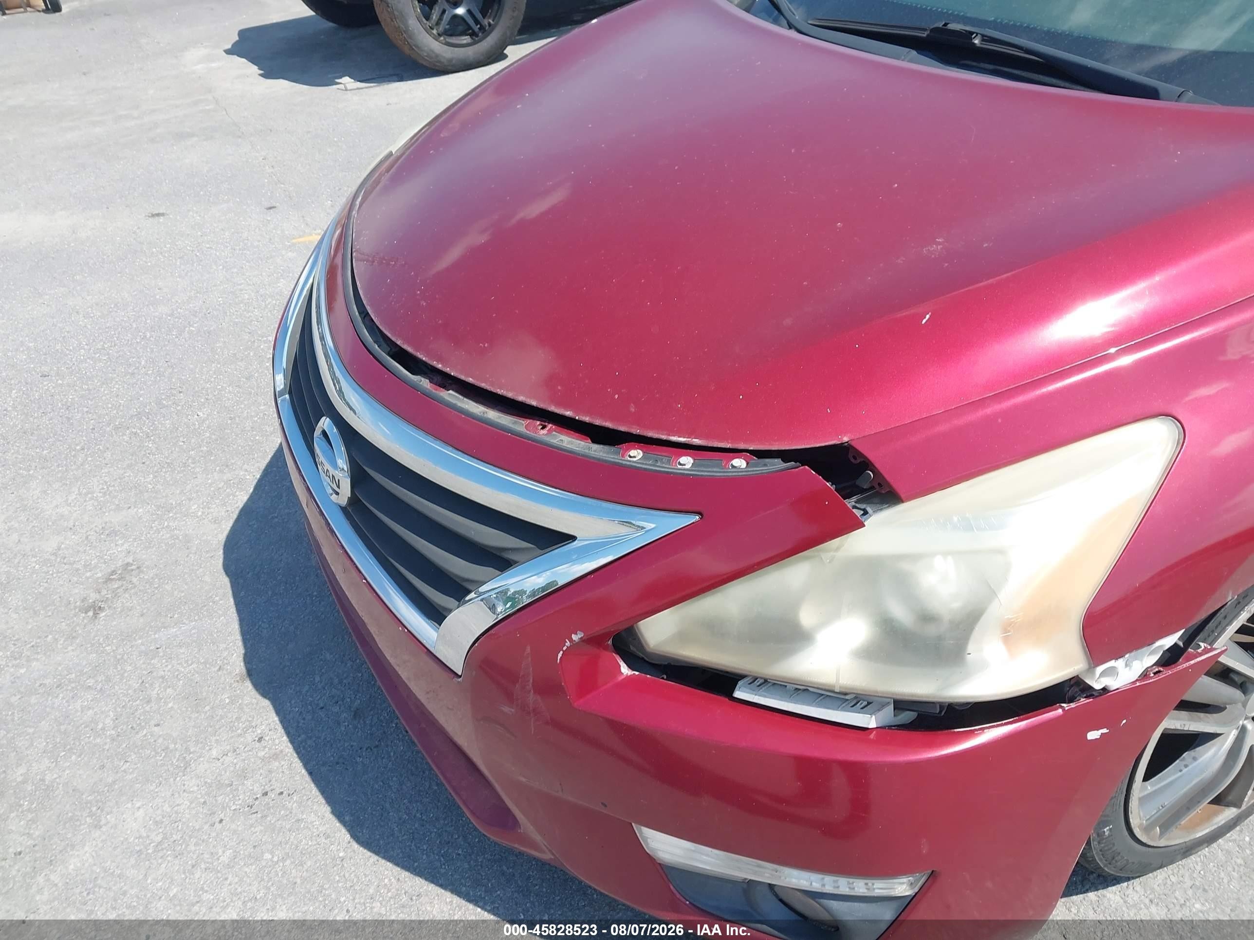 2014 Nissan Altima 2.5 Sv Red vin: 1N4AL3AP1EN240621