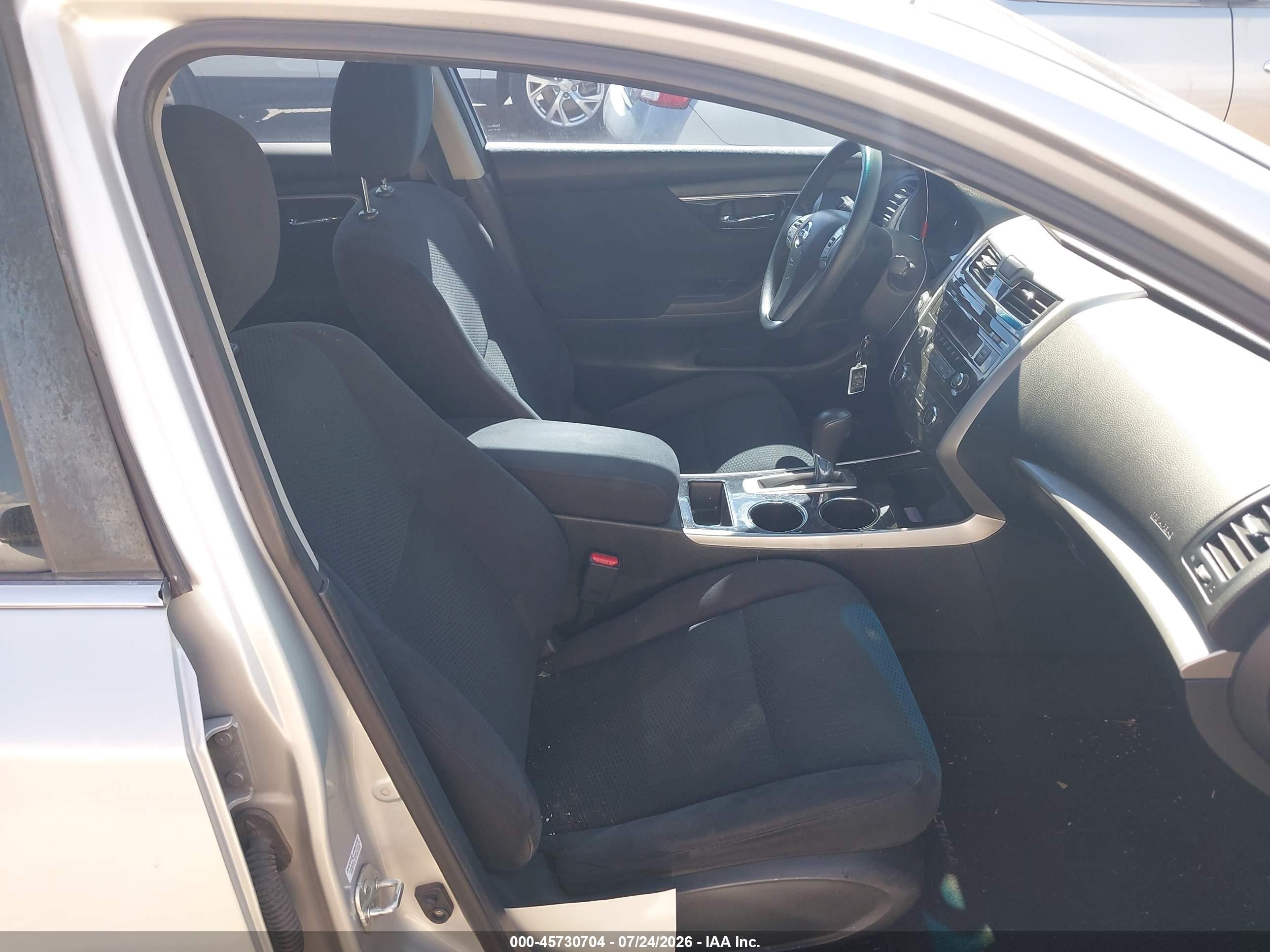 2014 Nissan Altima 2.5 S Silver vin: 1N4AL3AP1EN248217