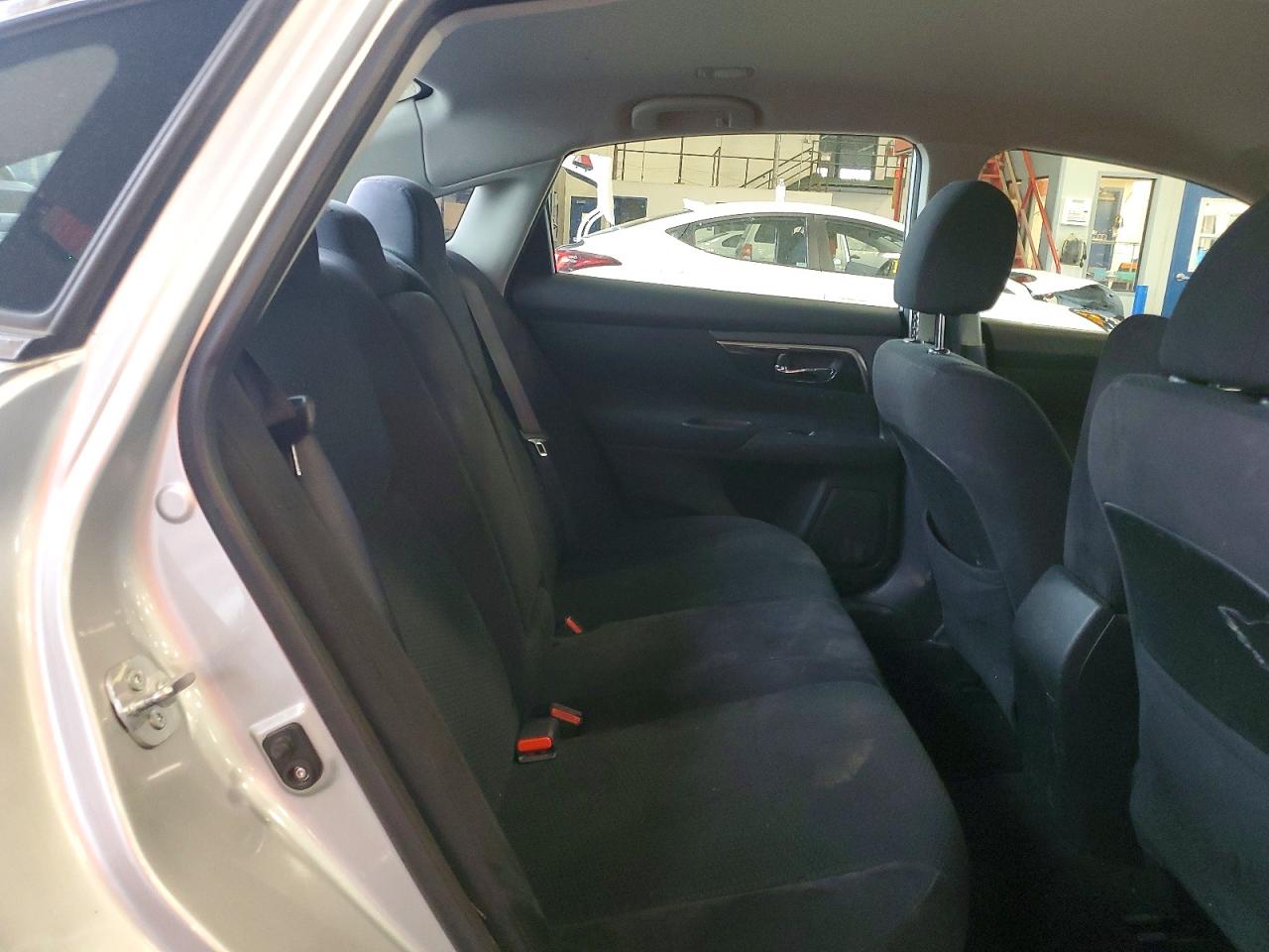 2014 Nissan Altima 2.5 S Silver vin: 1N4AL3AP1EN341920