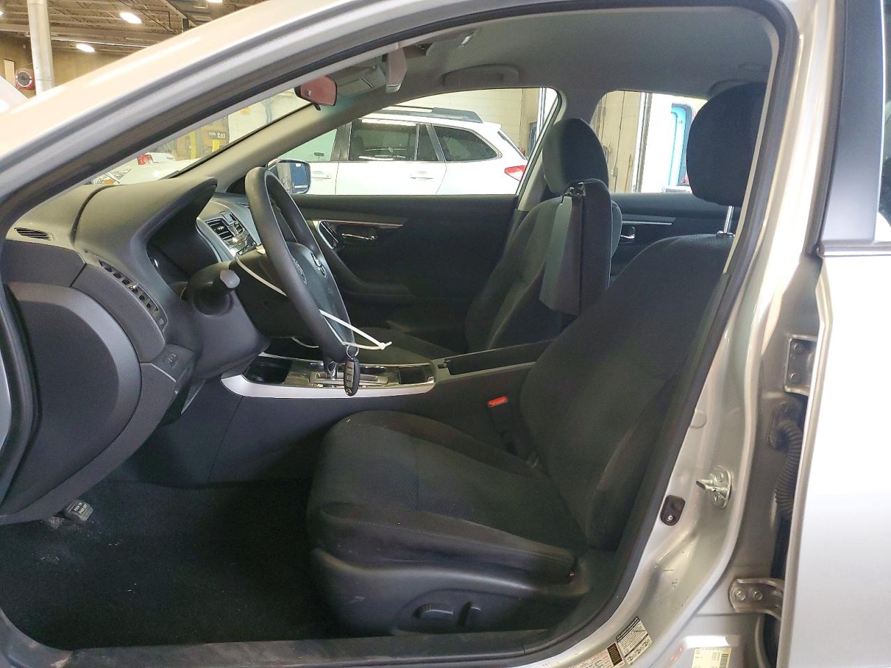2014 Nissan Altima 2.5 S Silver vin: 1N4AL3AP1EN341920