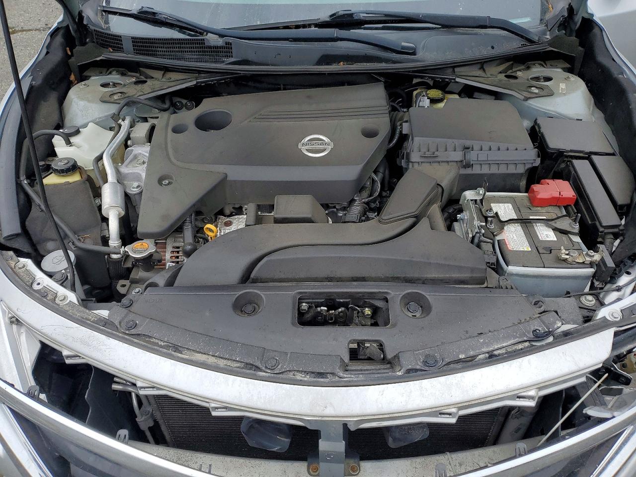 2014 Nissan Altima 2.5 S Silver vin: 1N4AL3AP1EN349208