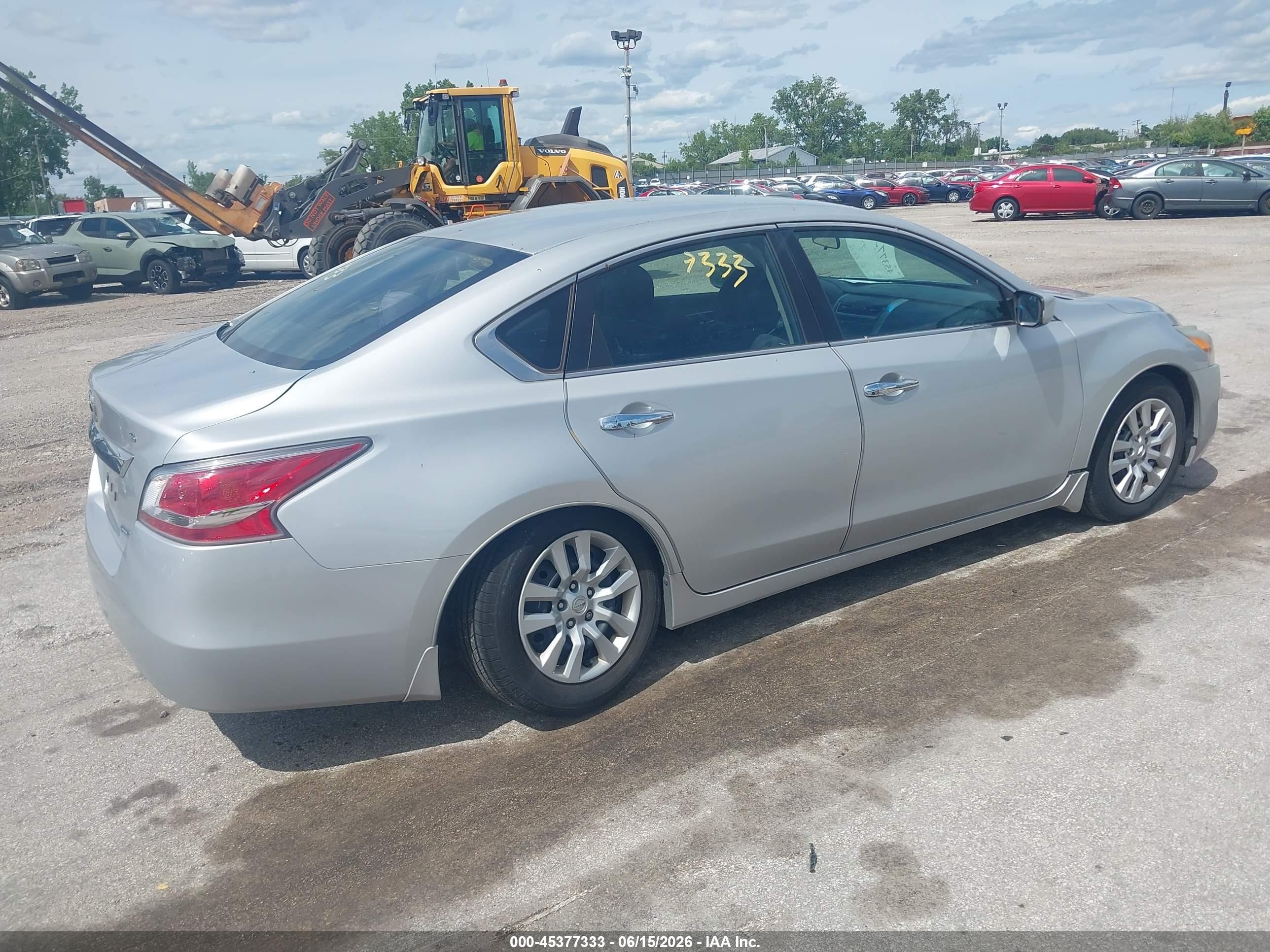 2014 Nissan Altima 2.5 S Серебряный vin: 1N4AL3AP1EN376618