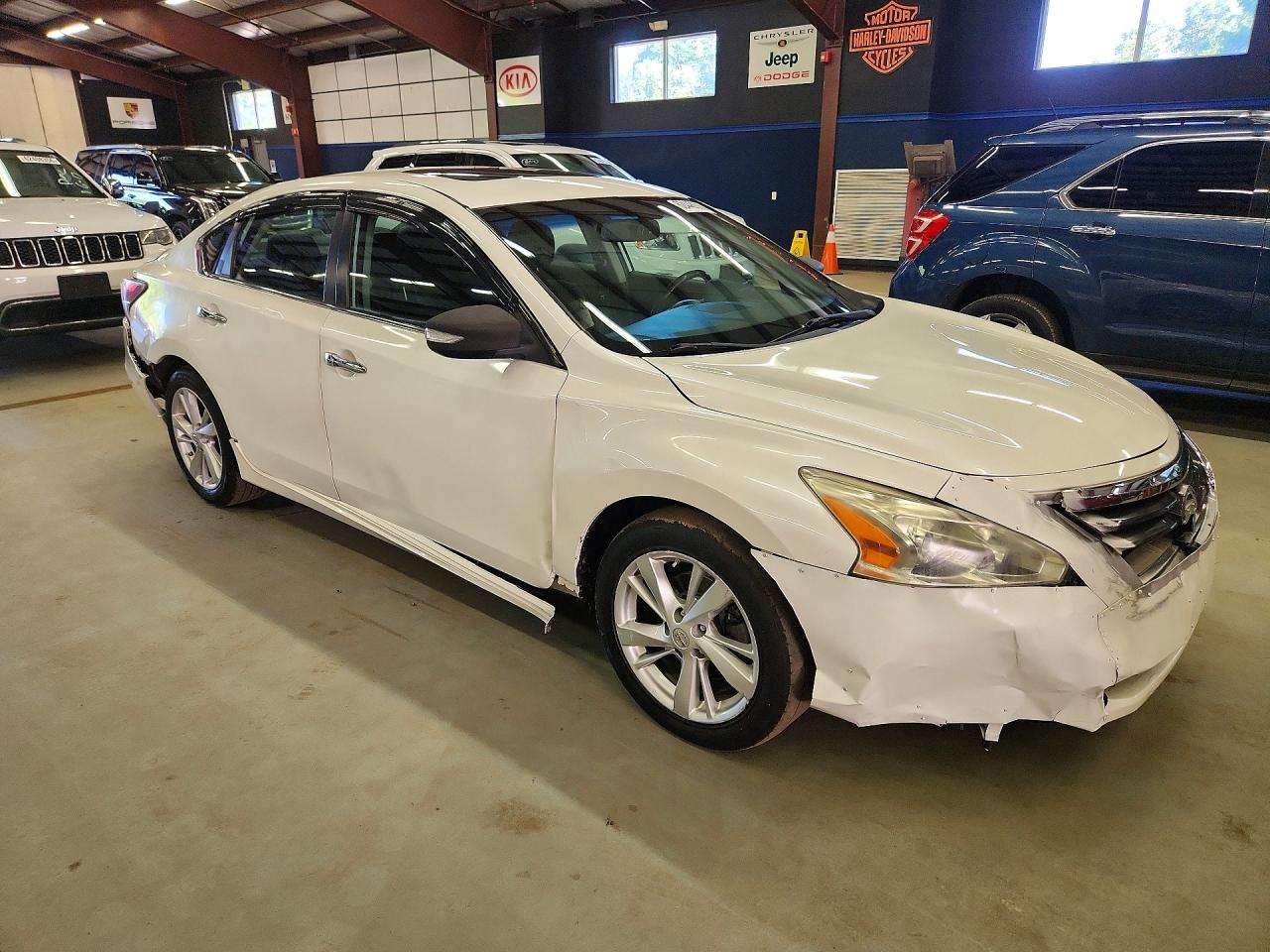 2015 Nissan Altima 2.5 Sv White vin: 1N4AL3AP1FC117298
