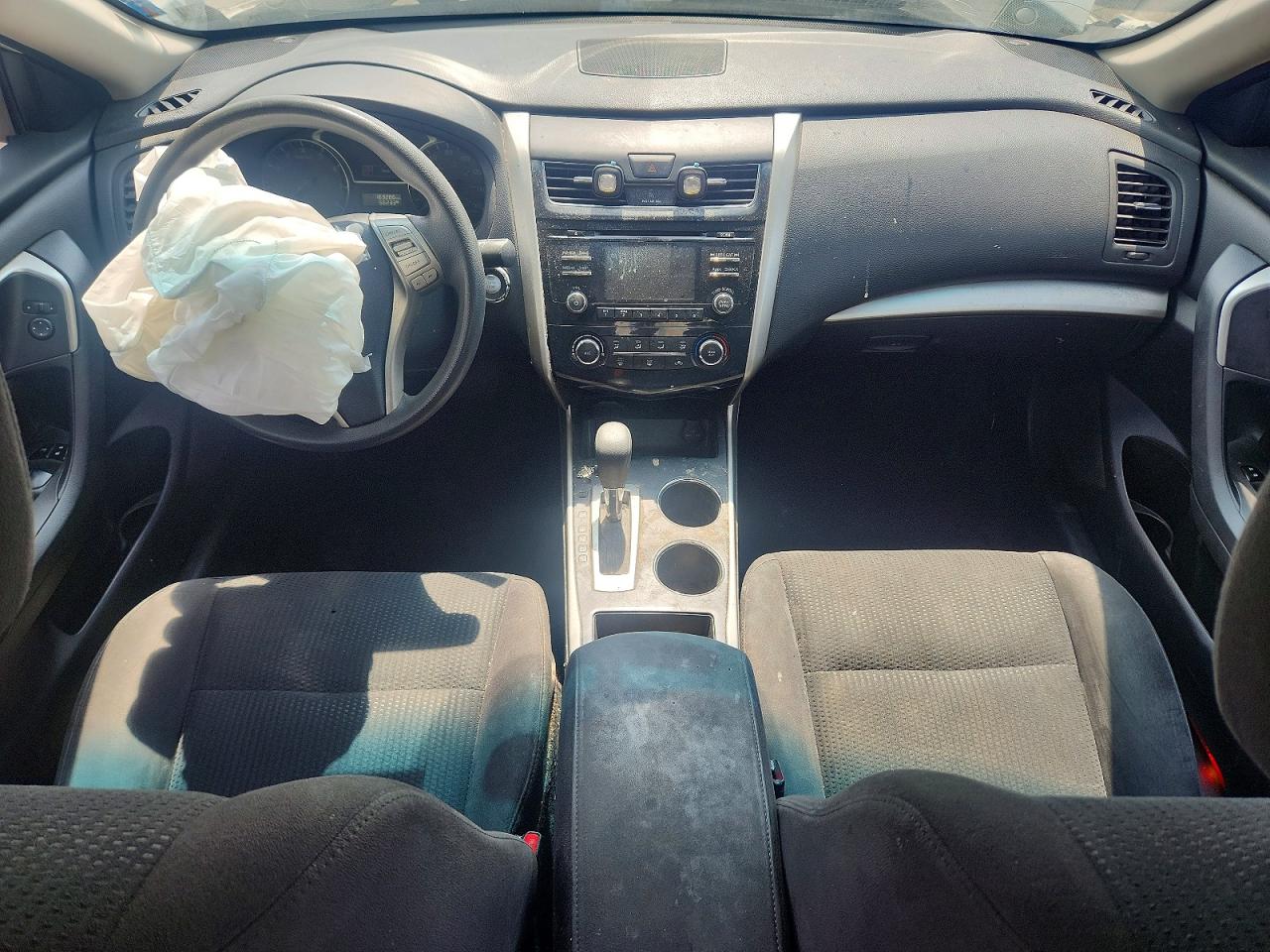 2015 Nissan Altima 2.5 S White vin: 1N4AL3AP1FC125188