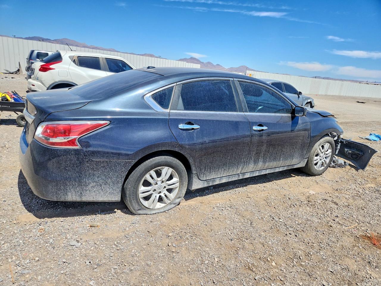 2015 Nissan Altima 2.5 S Black vin: 1N4AL3AP1FC127622