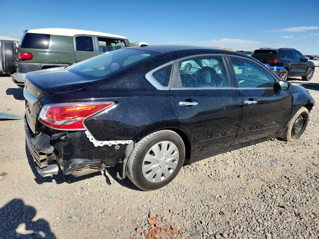 2015 Nissan Altima 2.5 S Black vin: 1N4AL3AP1FC139012