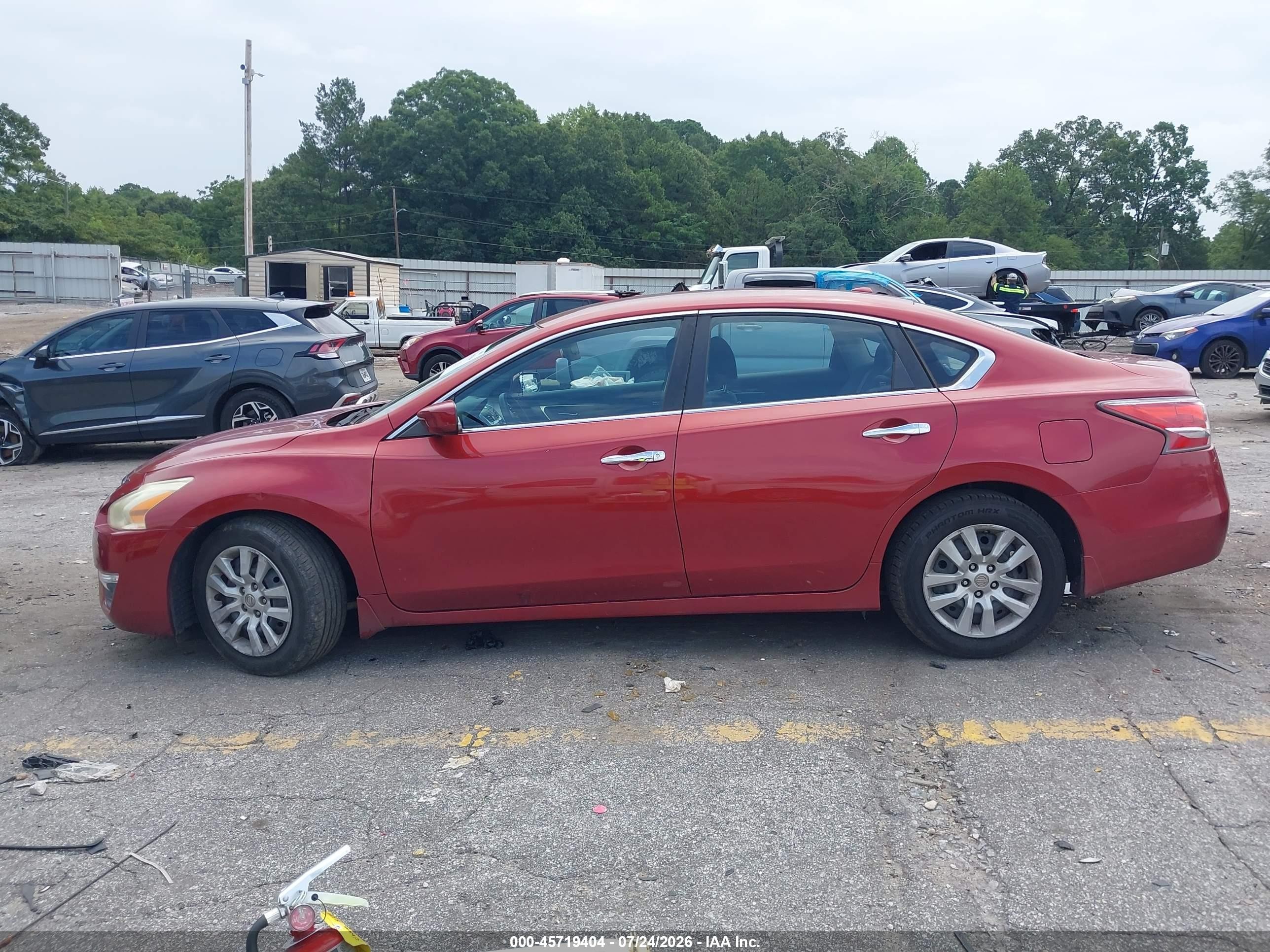 2015 Nissan Altima 2.5 S Red vin: 1N4AL3AP1FC145506