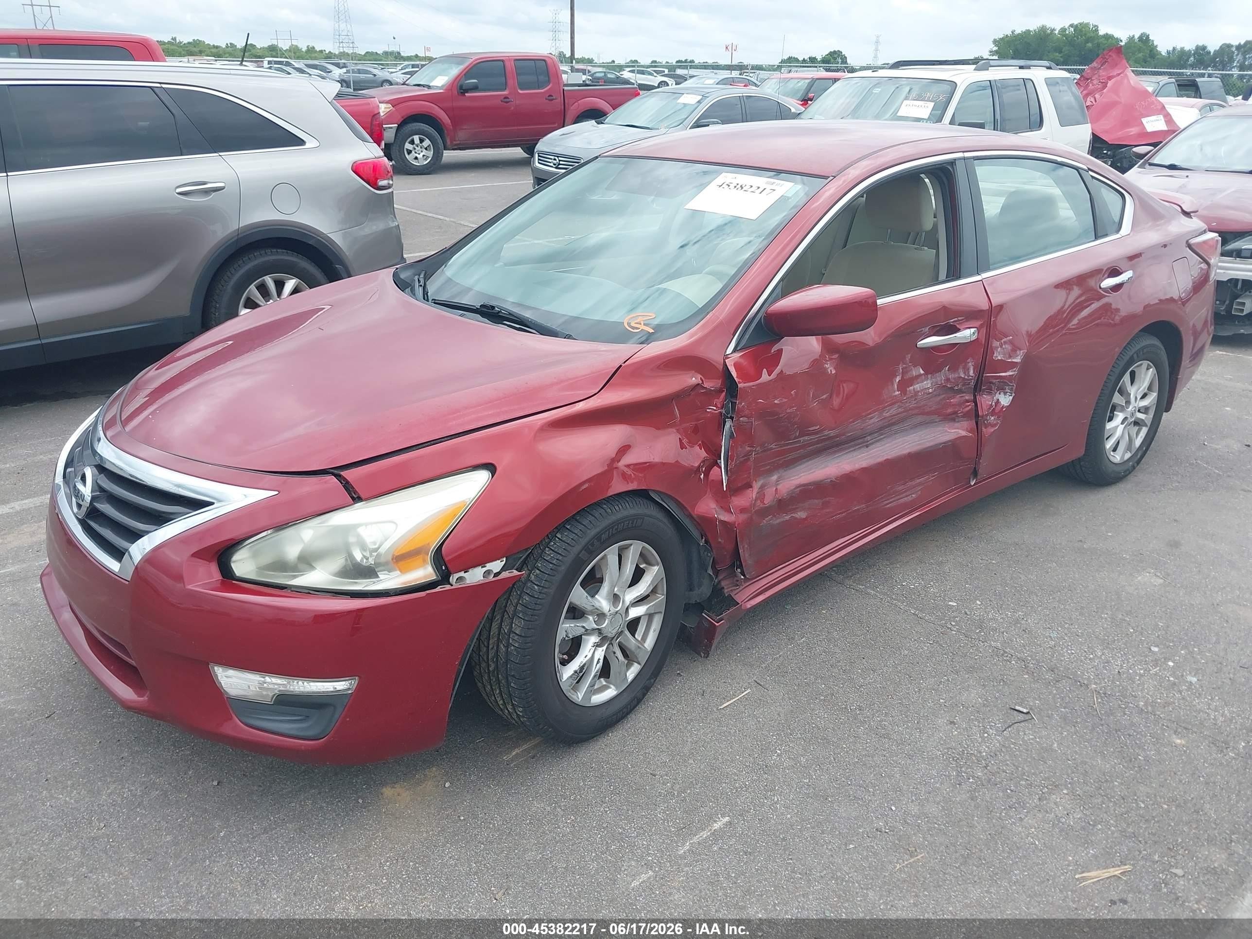 2015 Nissan Altima 2.5 S Red vin: 1N4AL3AP1FC154996
