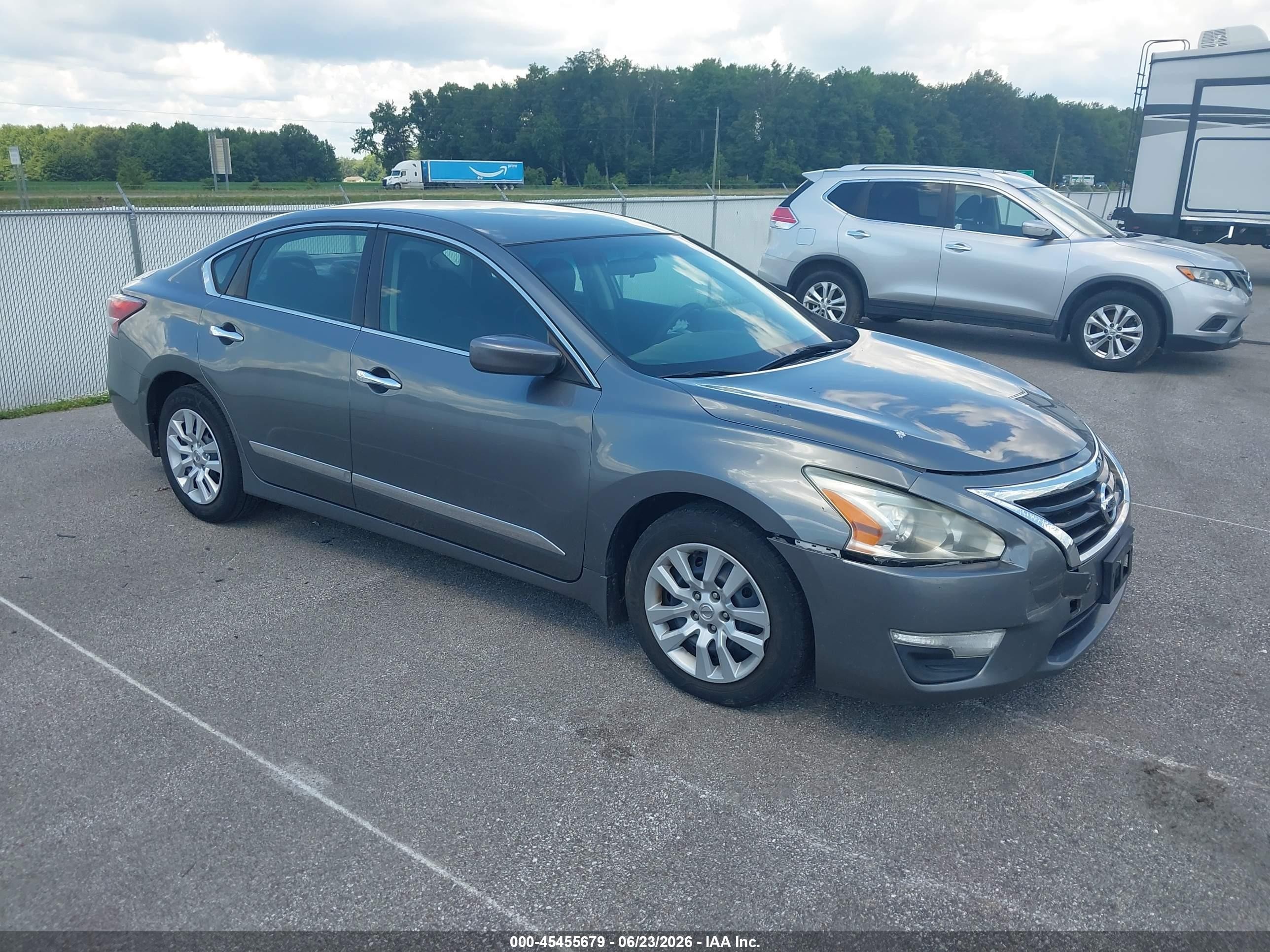 2015 Nissan Altima 2.5 S Gray vin: 1N4AL3AP1FC165447