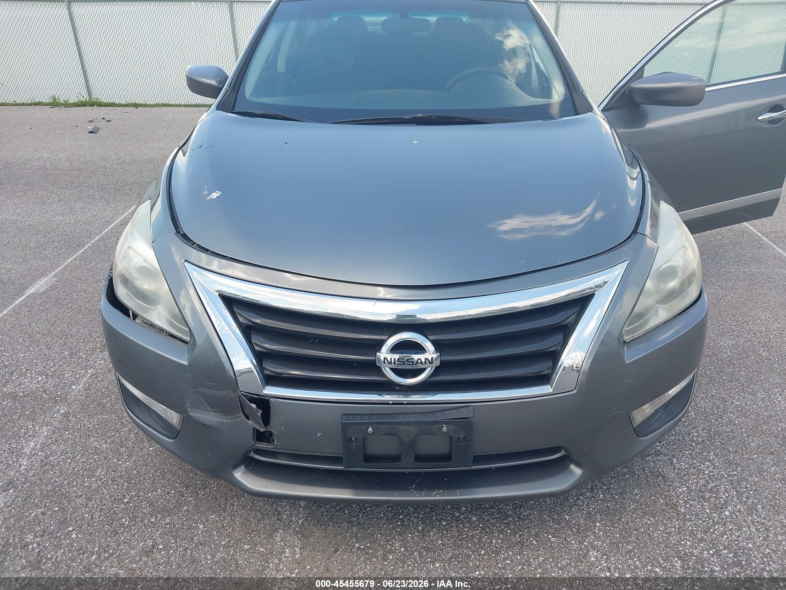 2015 Nissan Altima 2.5 S Gray vin: 1N4AL3AP1FC165447