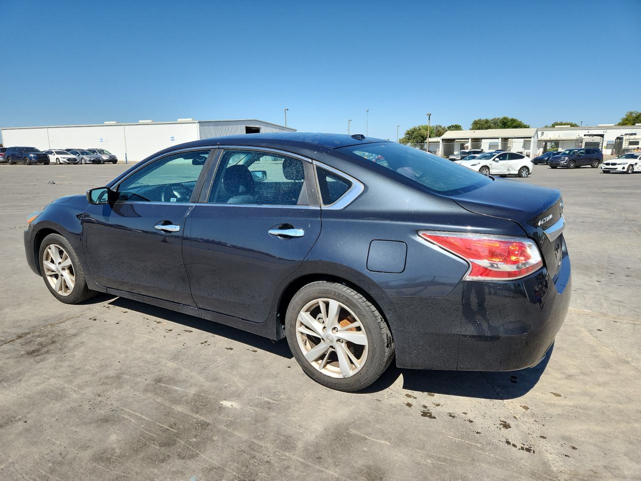2015 Nissan Altima 2.5 Sv Charcoal vin: 1N4AL3AP1FC171961 Damage: Left Qtr Panel, Dent(S) W/No Paint Dmg, 1/2 To 1 Inch