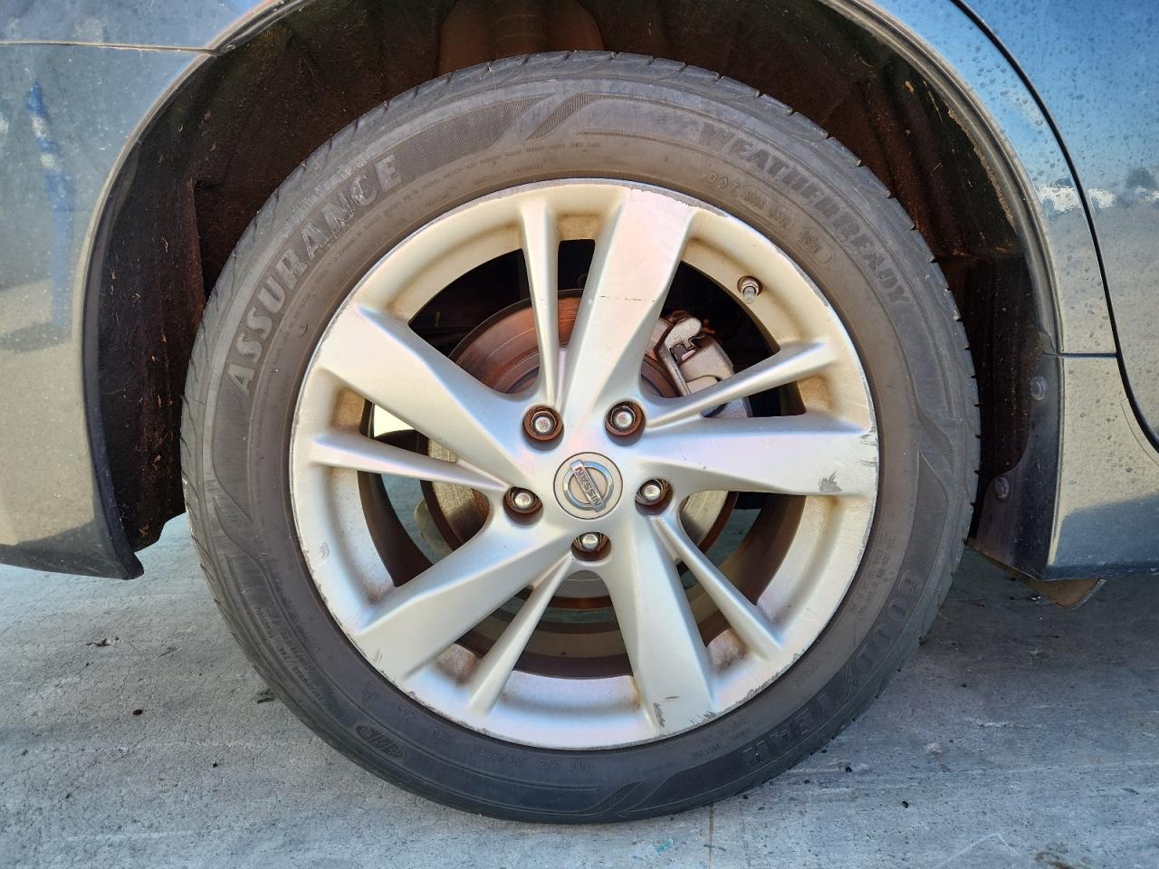 2015 Nissan Altima 2.5 Sv Charcoal vin: 1N4AL3AP1FC171961 Damage: Right Rear Wheel, Curb Rash, 1 To 2 Inches