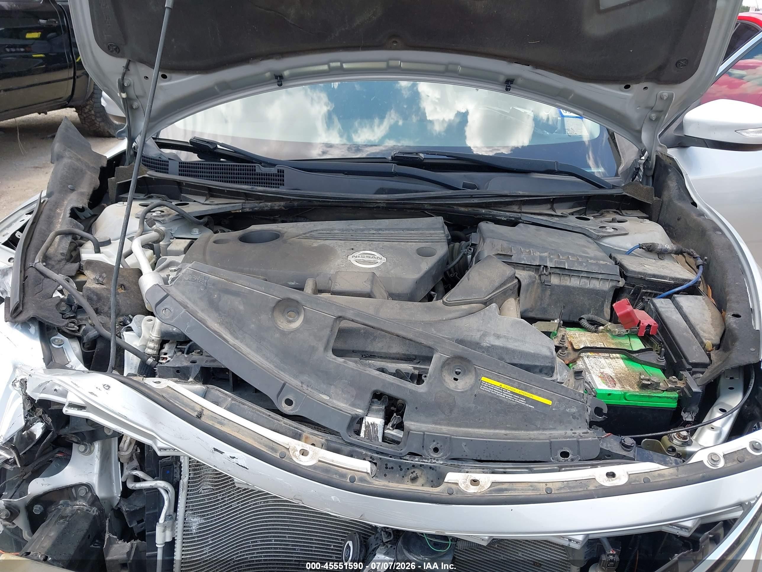 2015 Nissan Altima 2.5 Sv Серебряный vin: 1N4AL3AP1FC188193