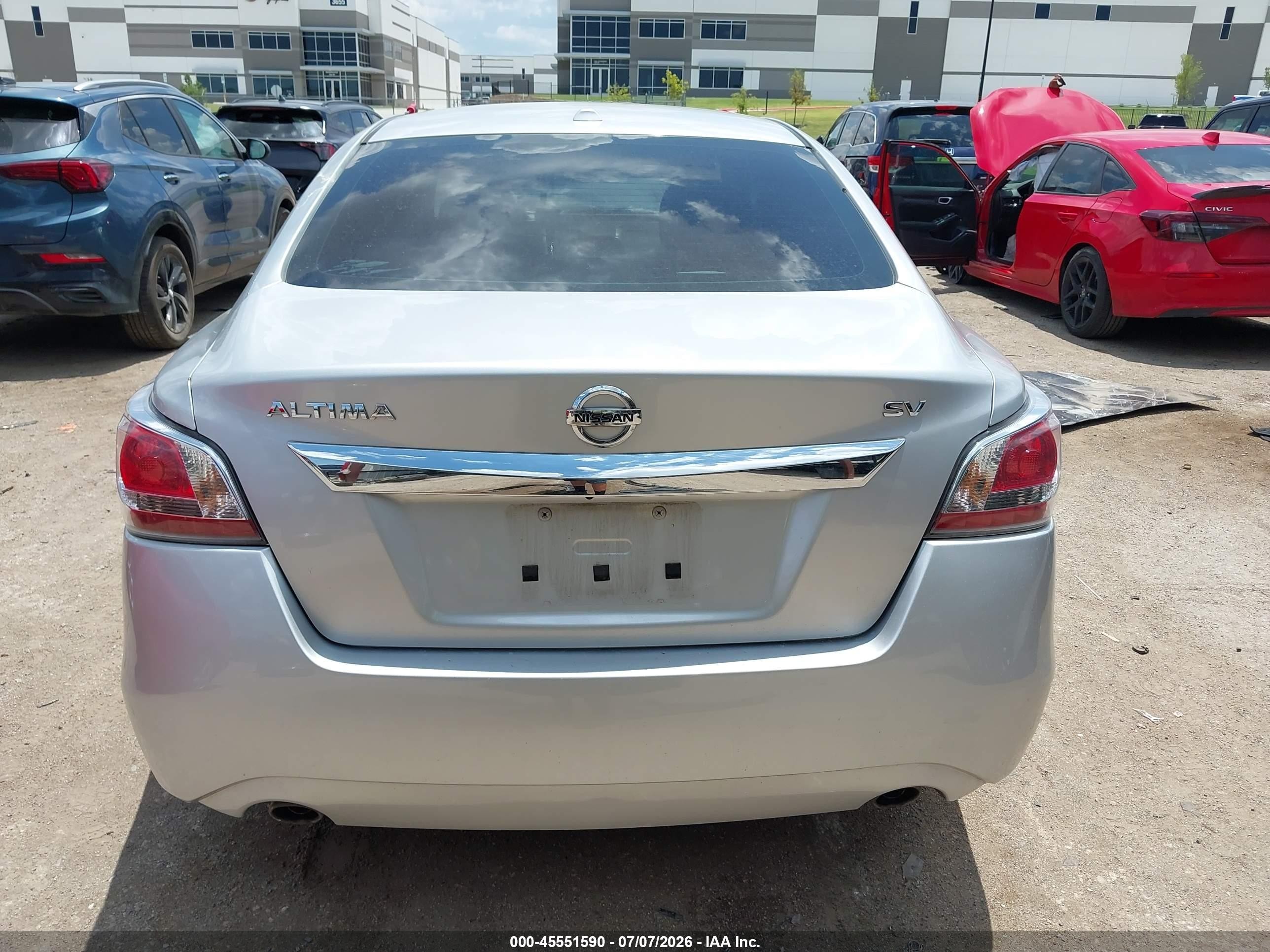 2015 Nissan Altima 2.5 Sv Серебряный vin: 1N4AL3AP1FC188193