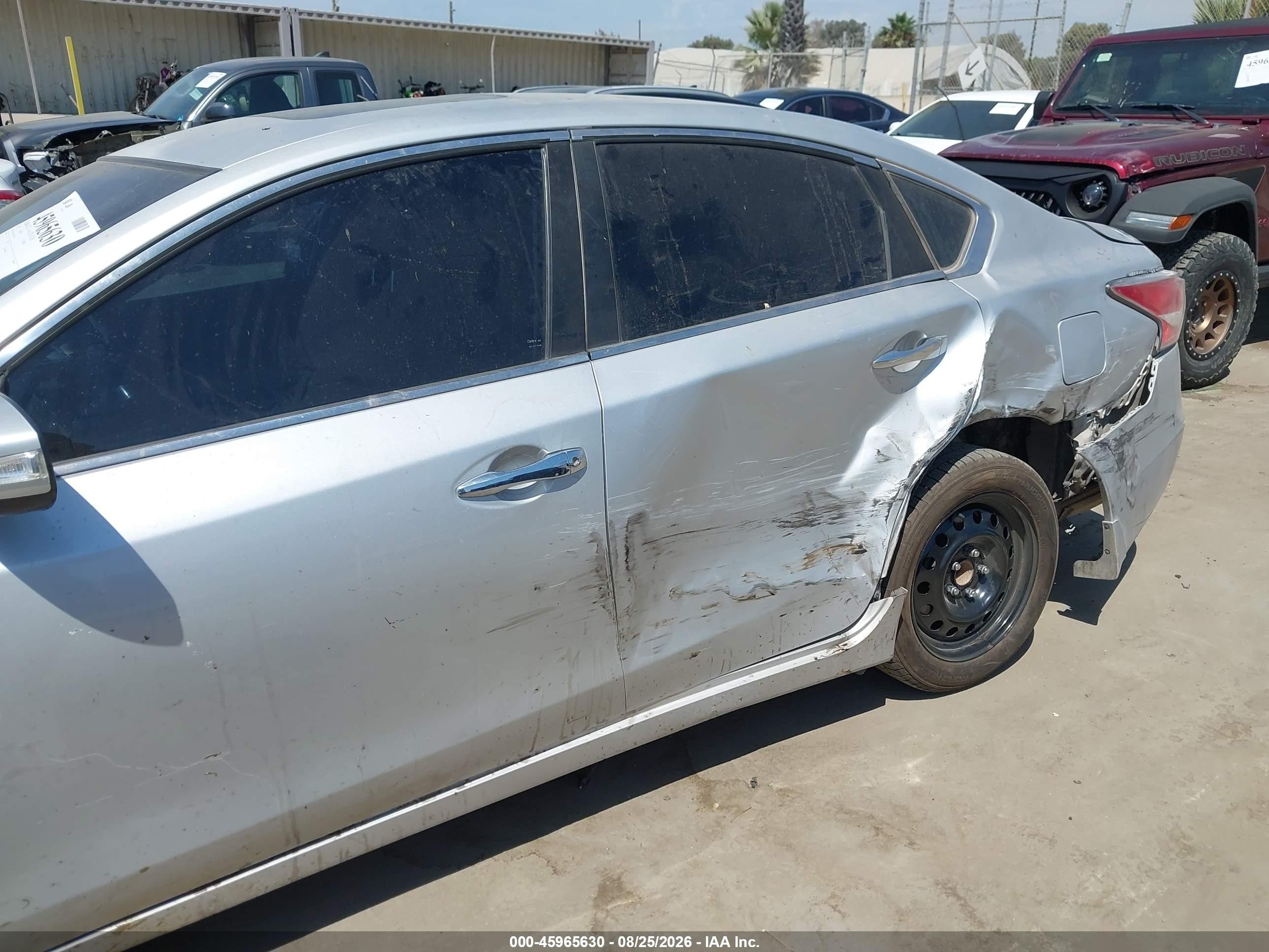 2015 Nissan Altima 2.5 Sv Silver vin: 1N4AL3AP1FC200746