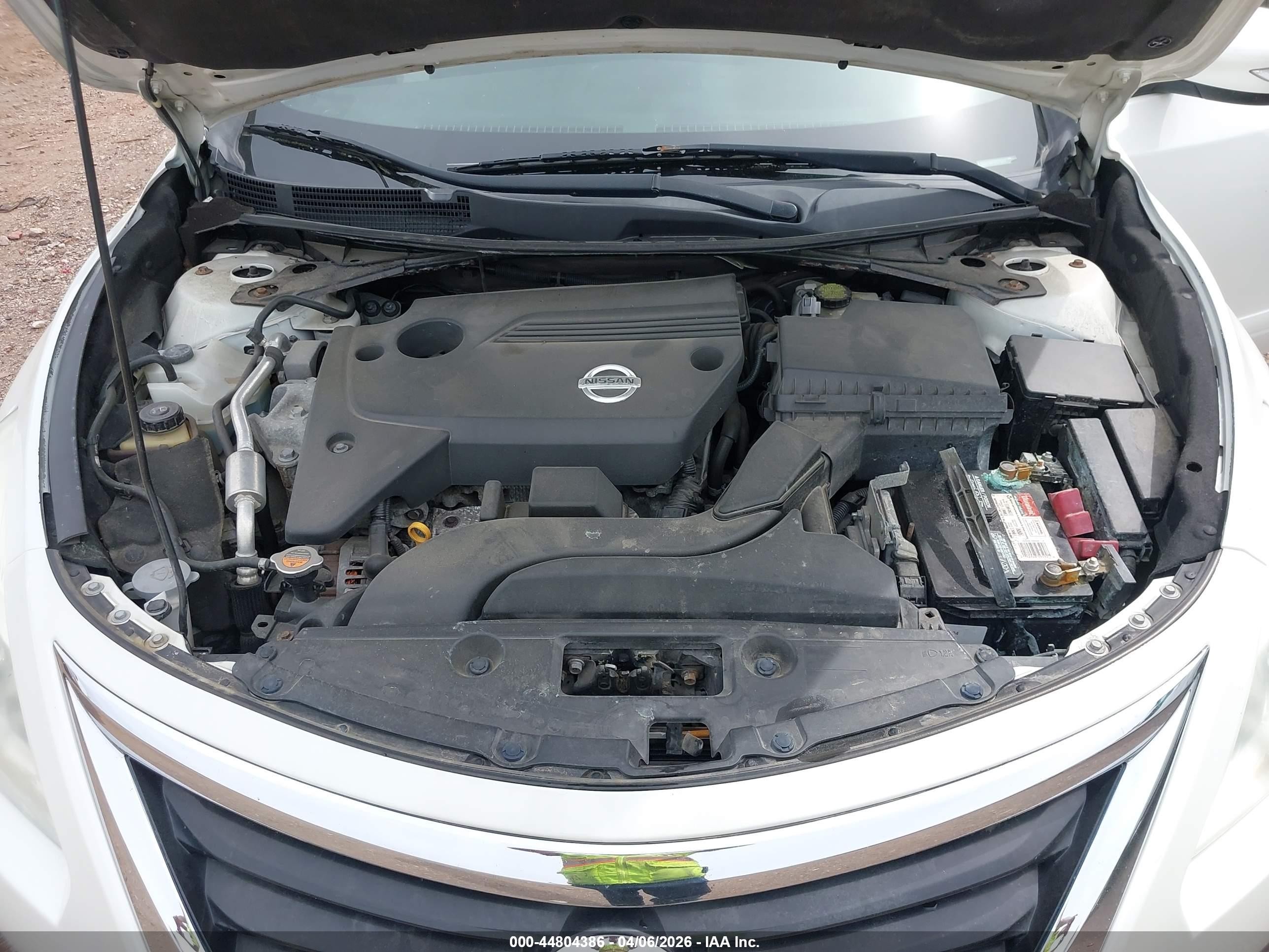 2015 Nissan Altima 2.5 Sv White vin: 1N4AL3AP1FC219457