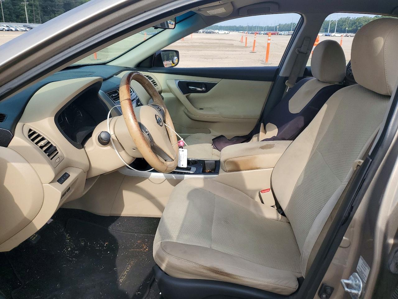 2015 Nissan Altima 2.5 Sv Tan vin: 1N4AL3AP1FC222858