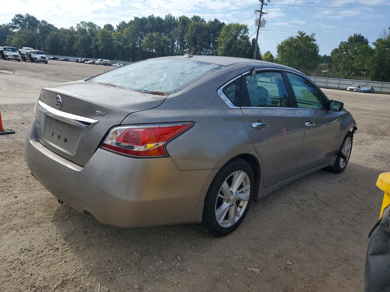 2015 Nissan Altima 2.5 Sv Tan vin: 1N4AL3AP1FC222858