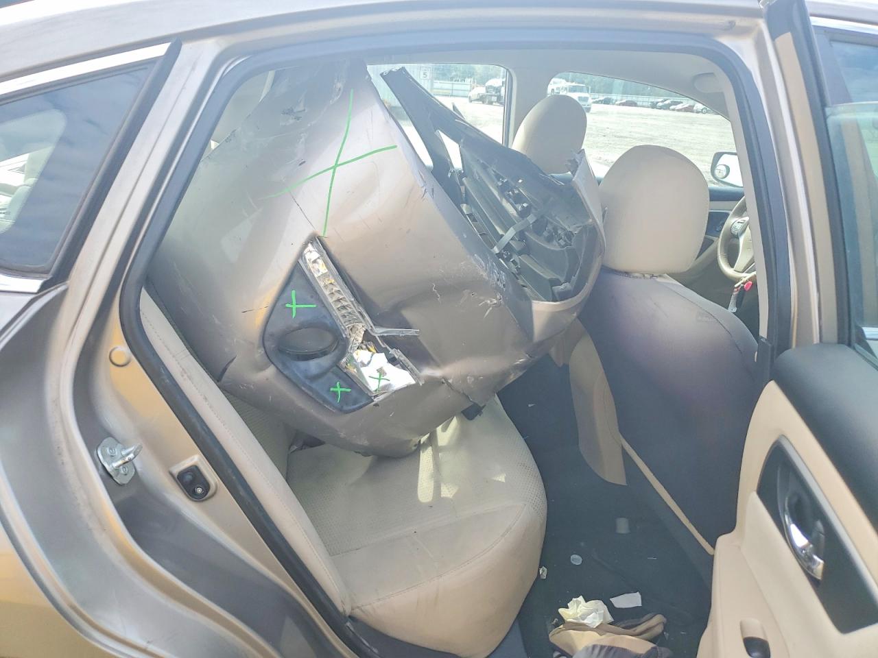 2015 Nissan Altima 2.5 Sv Tan vin: 1N4AL3AP1FC222858