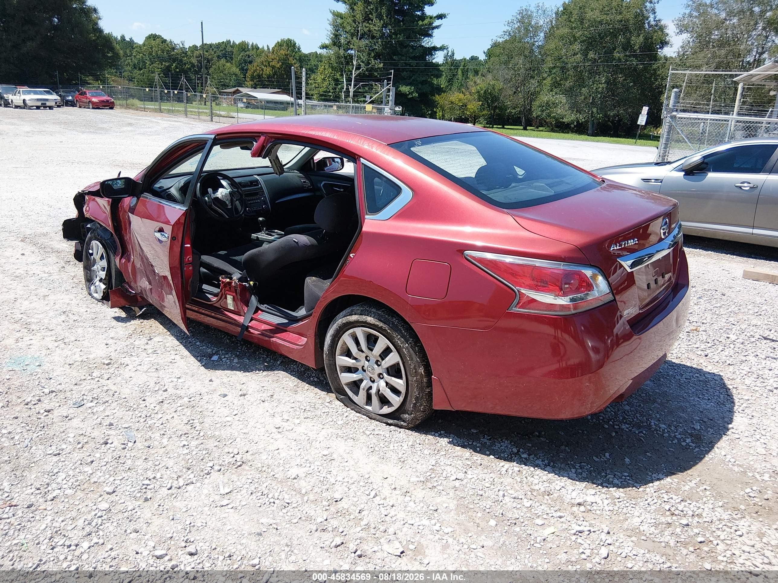 2015 Nissan Altima 2.5 S Red vin: 1N4AL3AP1FC240423