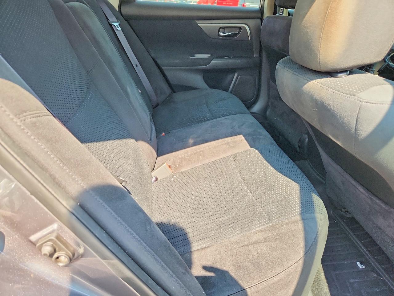 2015 Nissan Altima 2.5 S Серый vin: 1N4AL3AP1FC242396