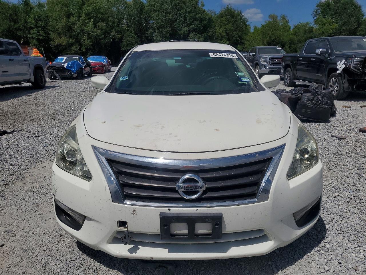 2015 Nissan Altima 2.5 S White vin: 1N4AL3AP1FC253754