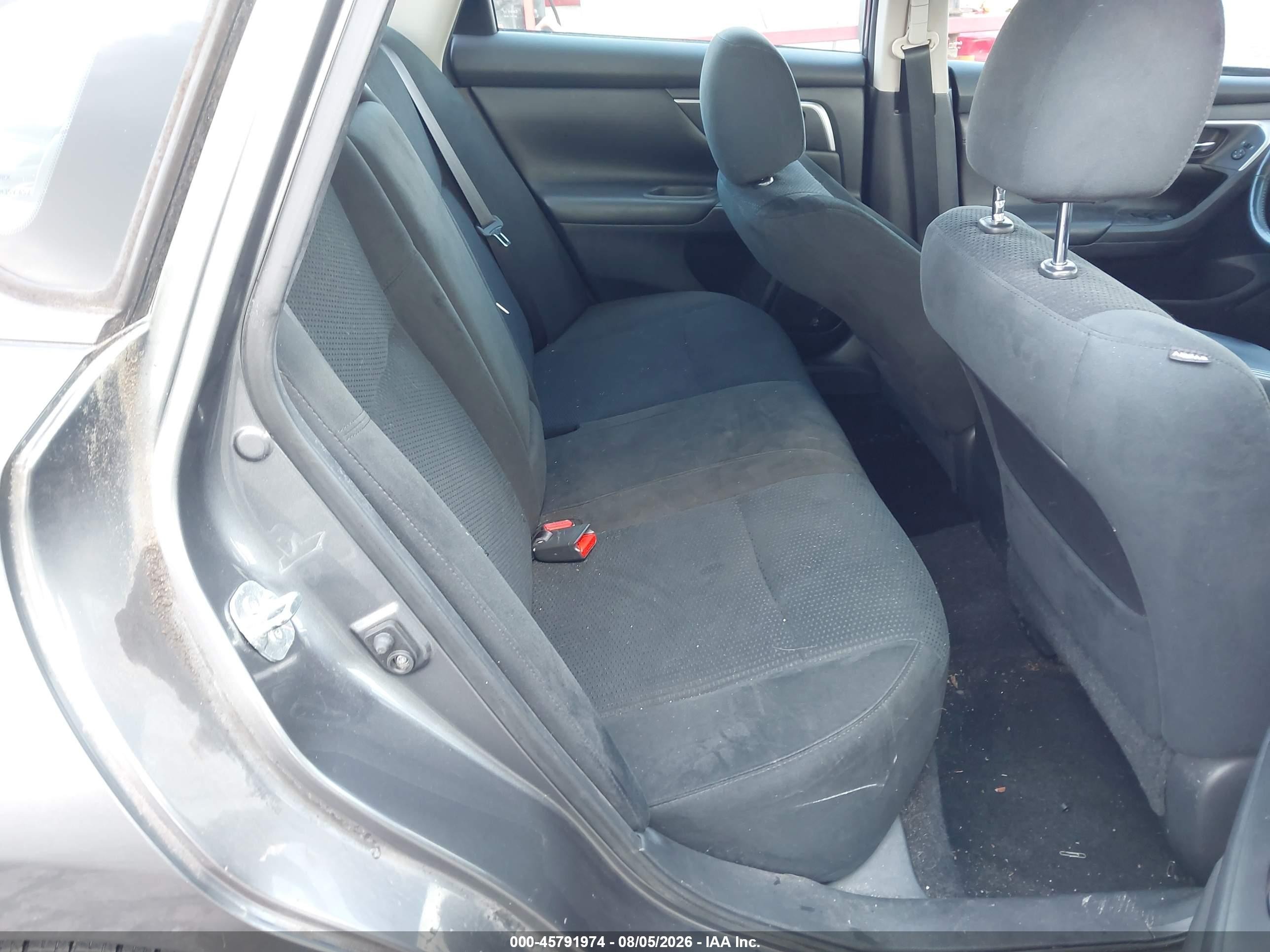 2015 Nissan Altima 2.5 Sv Серый vin: 1N4AL3AP1FC253978