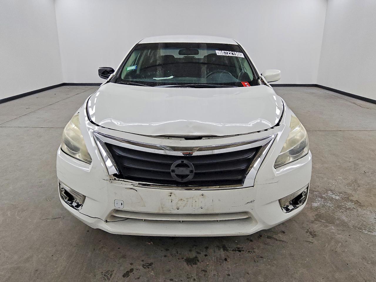 2015 Nissan Altima 2.5 S Белый vin: 1N4AL3AP1FC256928