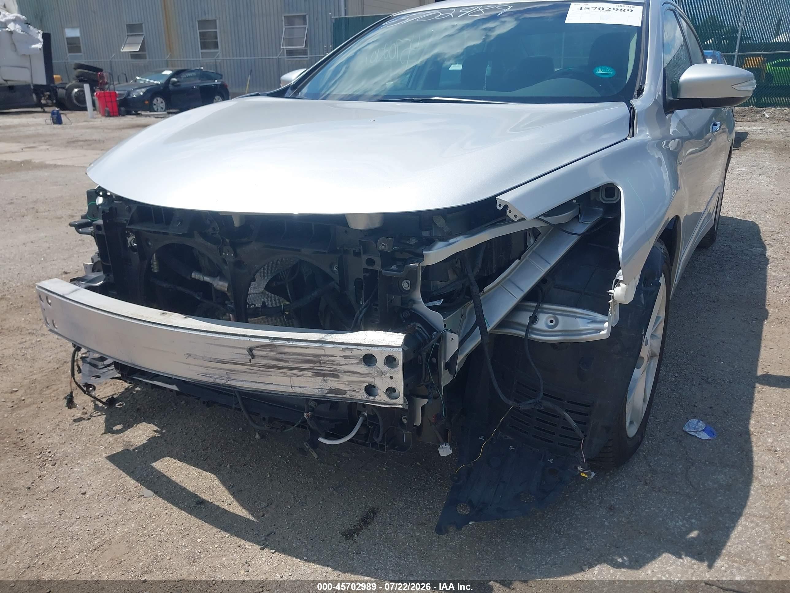 2015 Nissan Altima 2.5 Sl Серебряный vin: 1N4AL3AP1FC258906