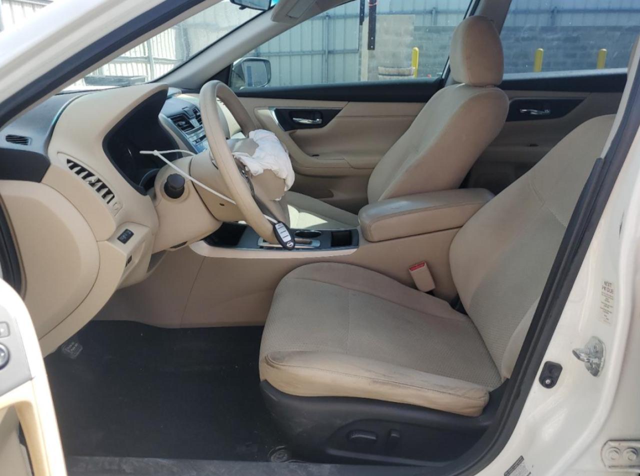 2015 Nissan Altima 2.5 White vin: 1N4AL3AP1FC267279