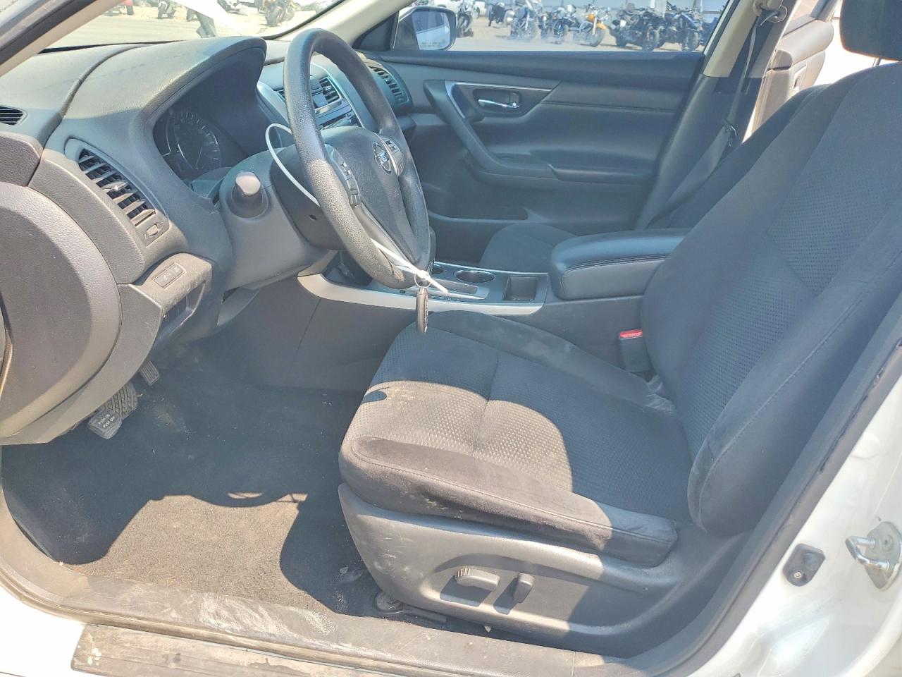 2015 Nissan Altima 2.5 S White vin: 1N4AL3AP1FC275933