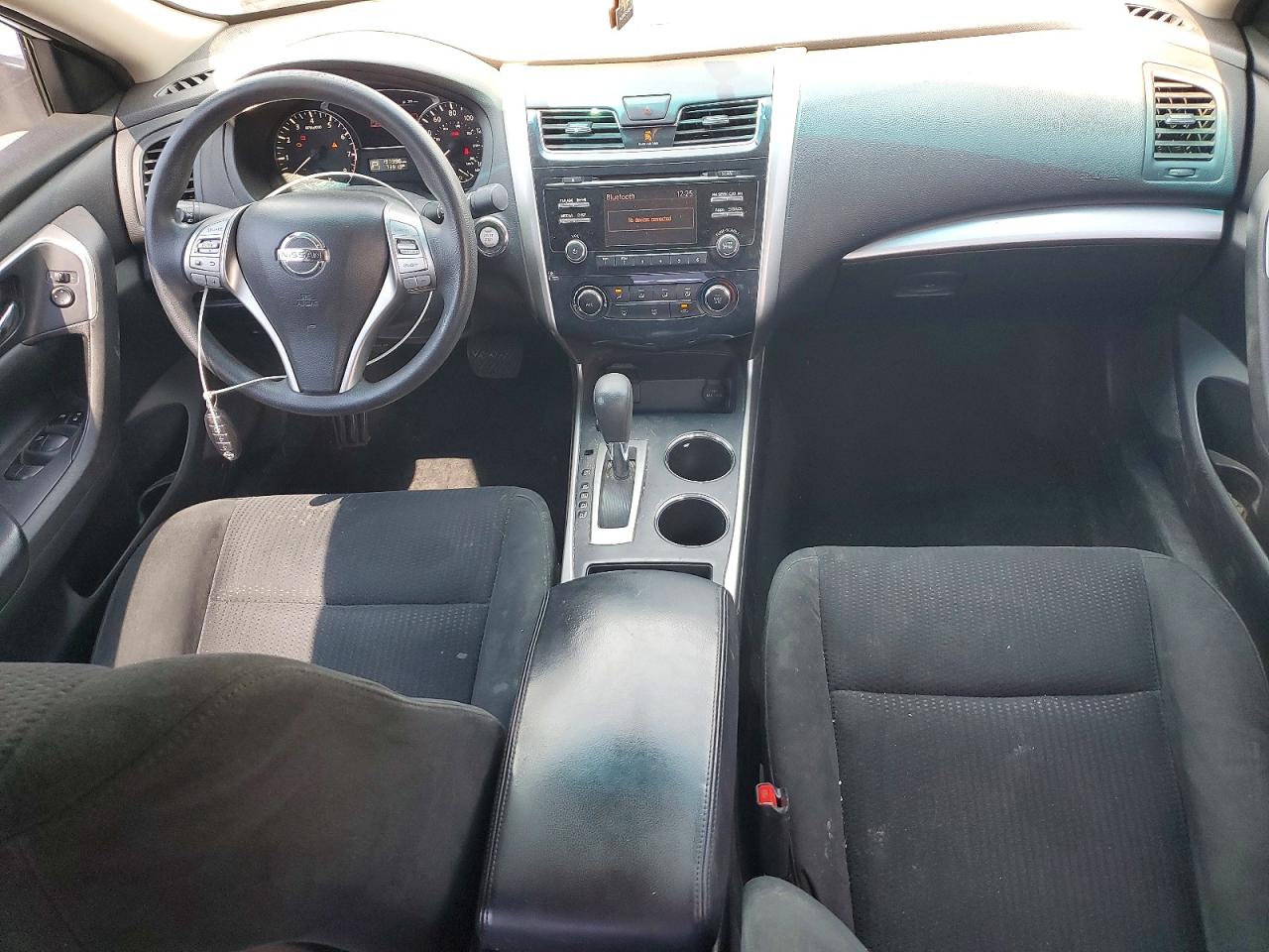 2015 Nissan Altima 2.5 S White vin: 1N4AL3AP1FC275933