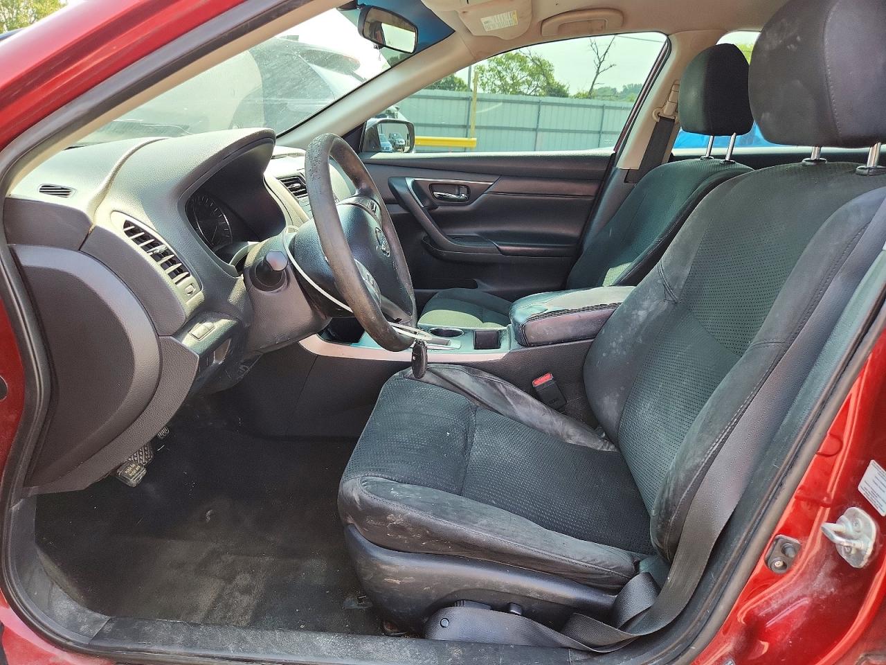 2015 Nissan Altima 2.5 S Red vin: 1N4AL3AP1FC280064