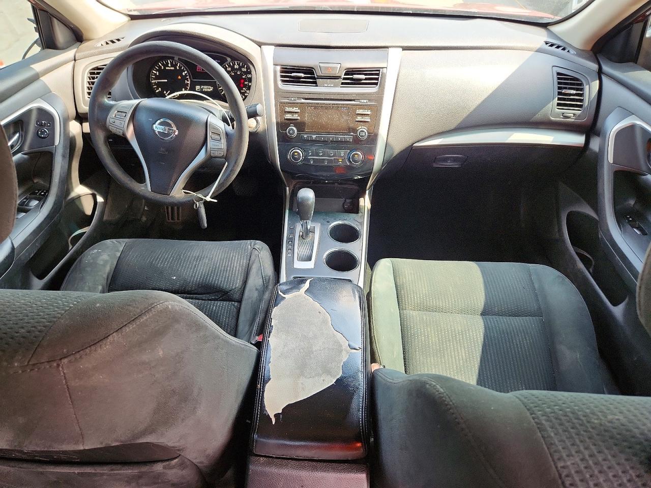 2015 Nissan Altima 2.5 S Red vin: 1N4AL3AP1FC280064