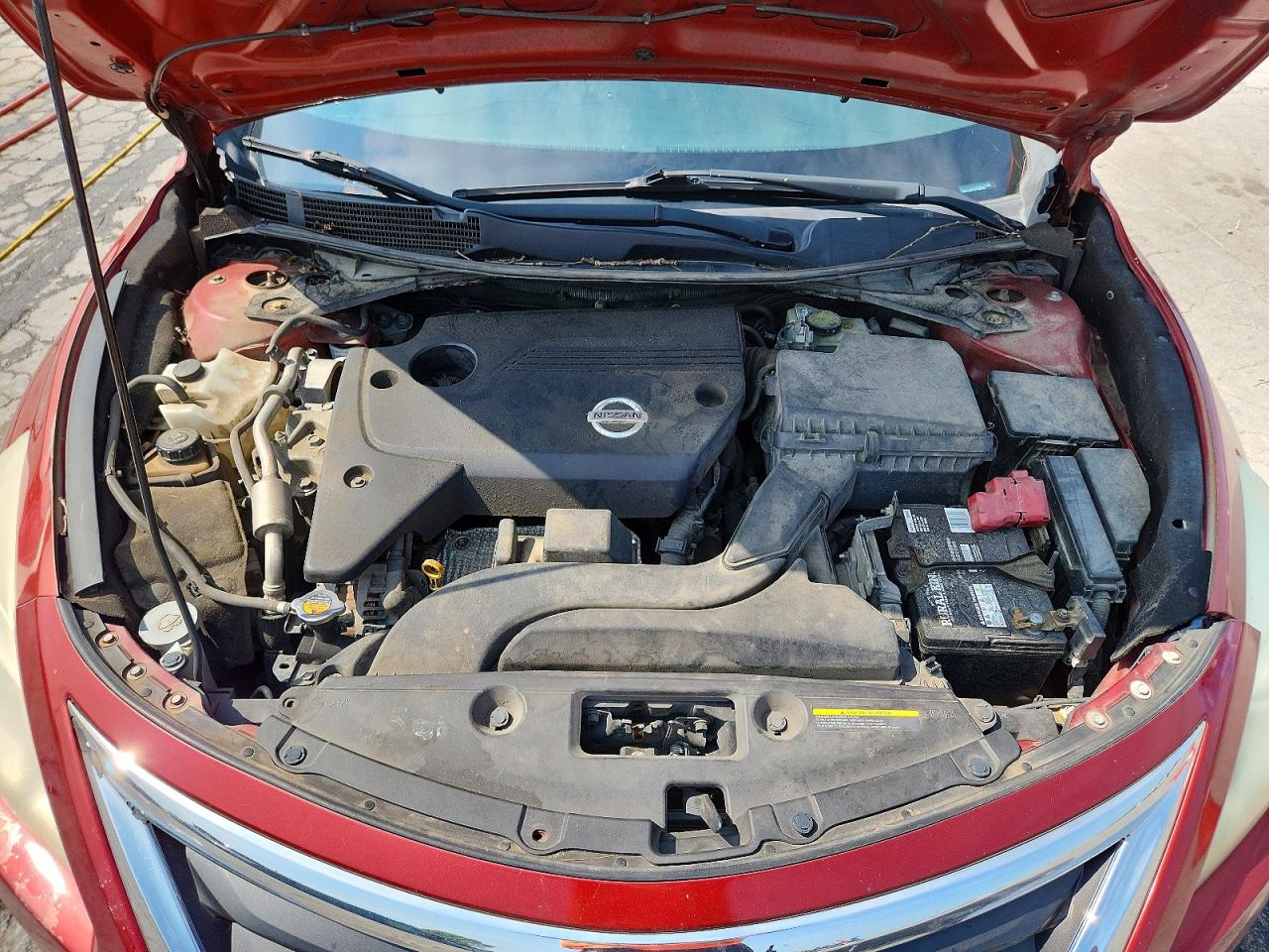 2015 Nissan Altima 2.5 S Red vin: 1N4AL3AP1FC280064