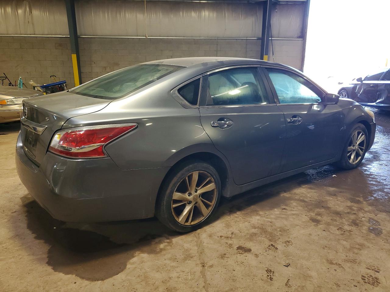 2015 Nissan Altima 2.5 S Серый vin: 1N4AL3AP1FC292151
